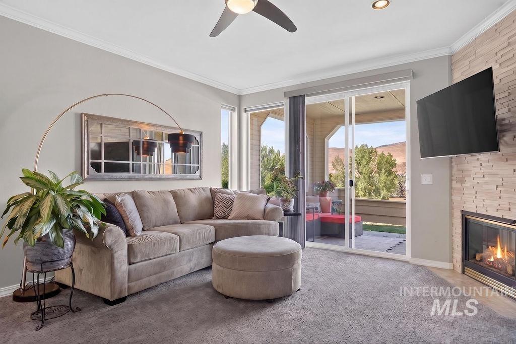 5158 S Surprise Way, Boise, Idaho 83716, 2 Bedrooms, 2 Bathrooms, Residential For Sale, Price $479,900,MLS 98992339