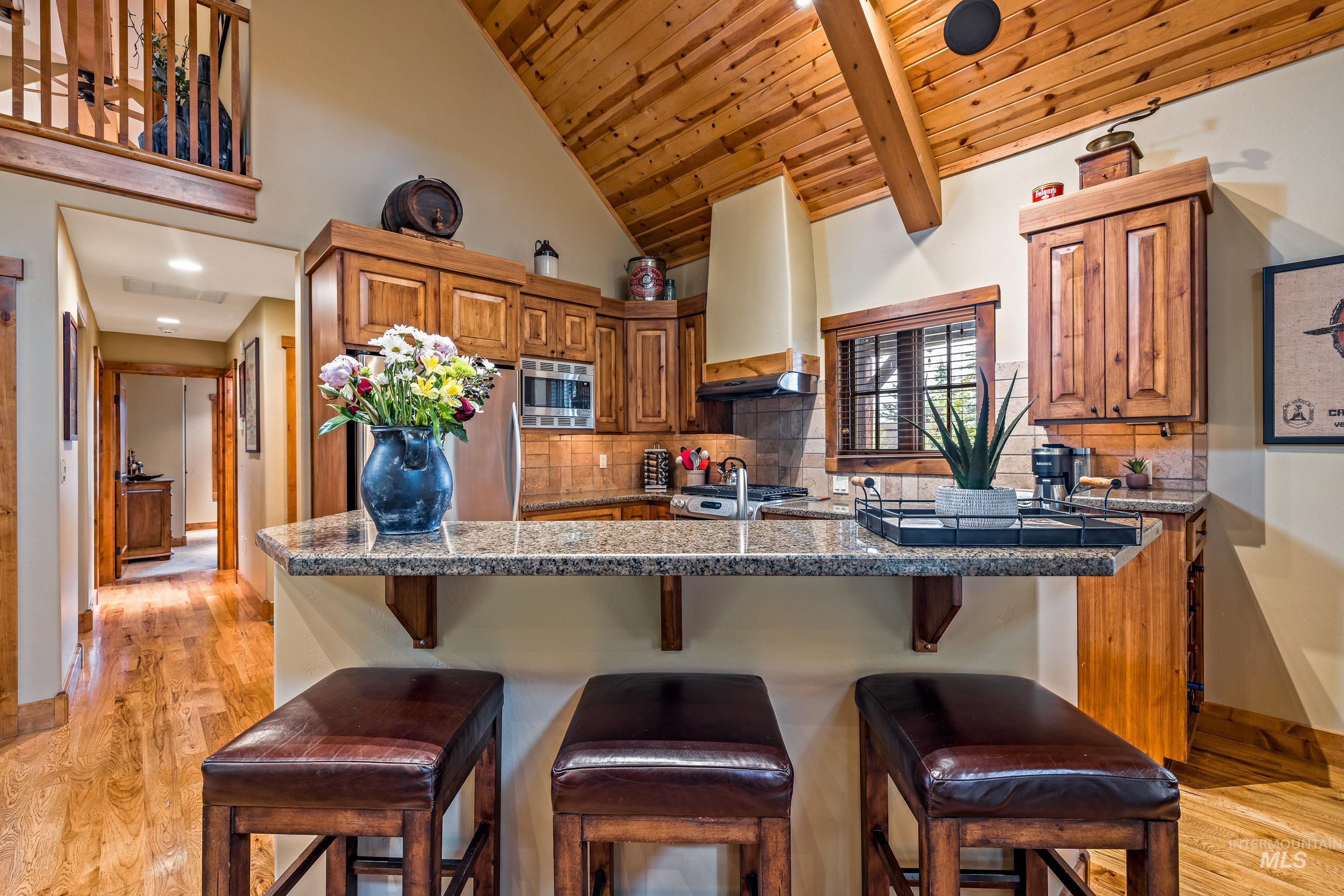 22 Francois Court, Donnelly, Idaho 83615, 4 Bedrooms, 4 Bathrooms, Residential For Sale, Price $1,875,000,MLS 98992341