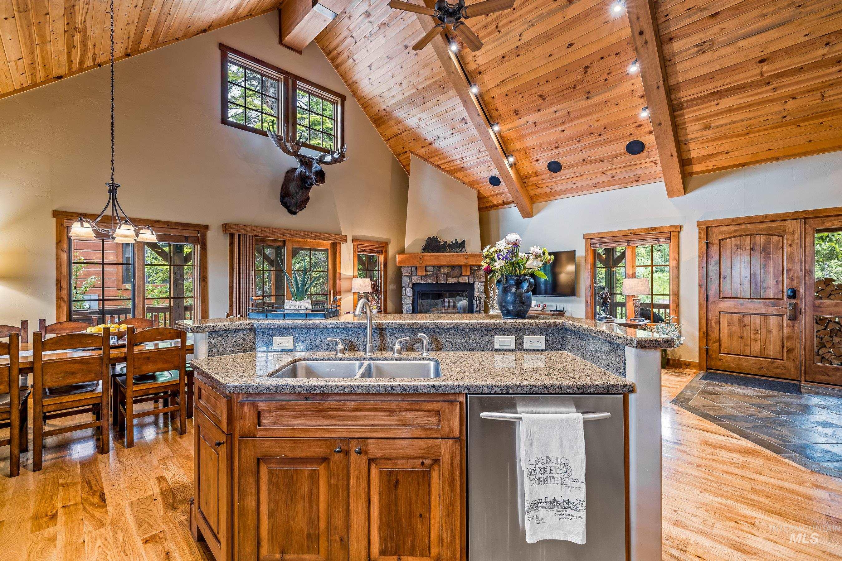 22 Francois Court, Donnelly, Idaho 83615, 4 Bedrooms, 4 Bathrooms, Residential For Sale, Price $1,875,000,MLS 98992341