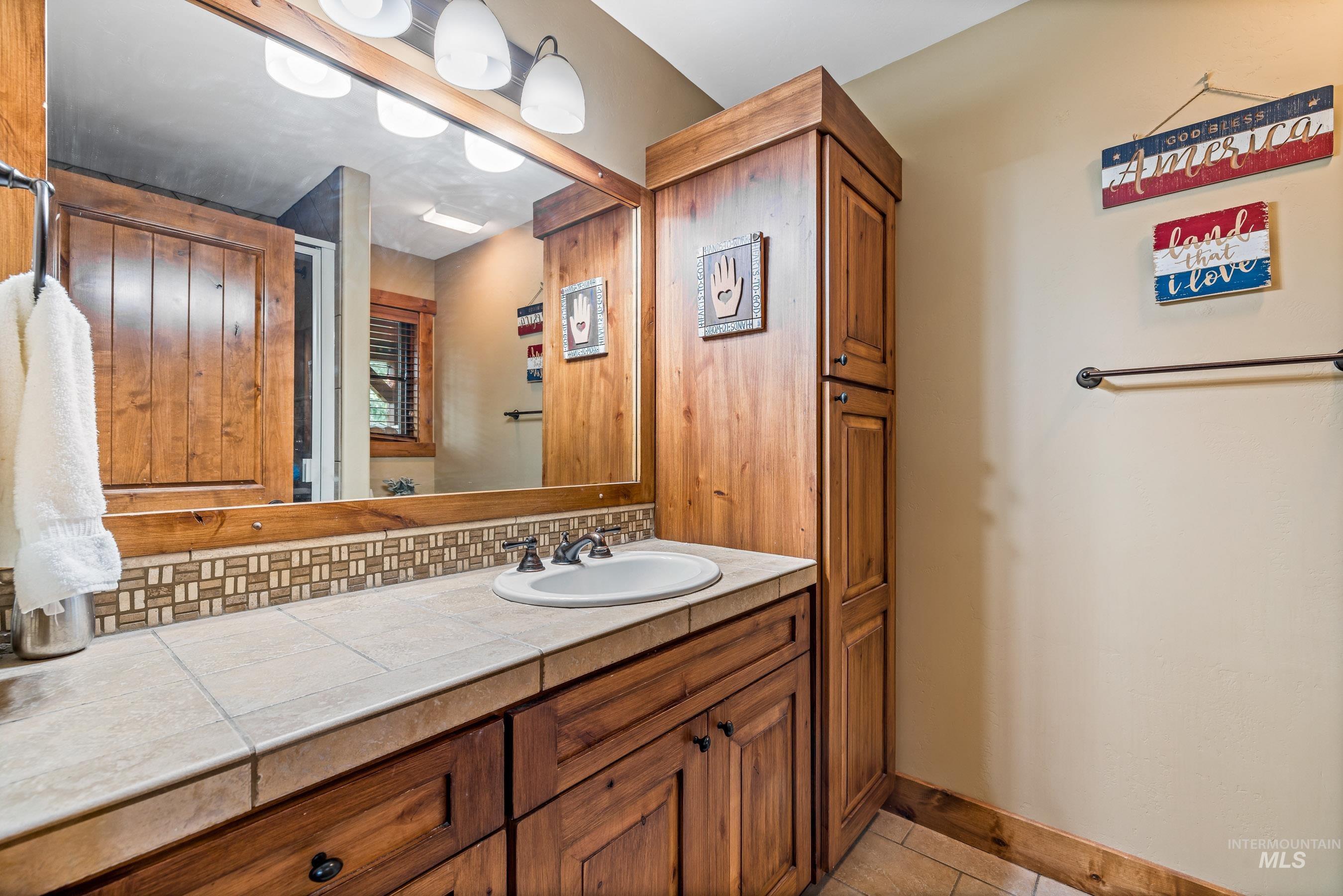22 Francois Court, Donnelly, Idaho 83615, 4 Bedrooms, 4 Bathrooms, Residential For Sale, Price $1,875,000,MLS 98992341