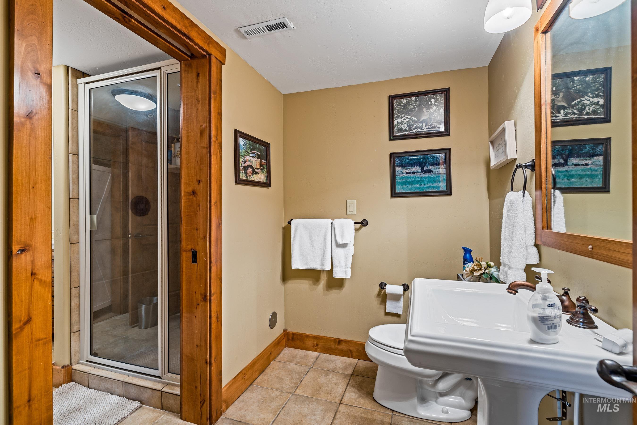 22 Francois Court, Donnelly, Idaho 83615, 4 Bedrooms, 4 Bathrooms, Residential For Sale, Price $1,875,000,MLS 98992341