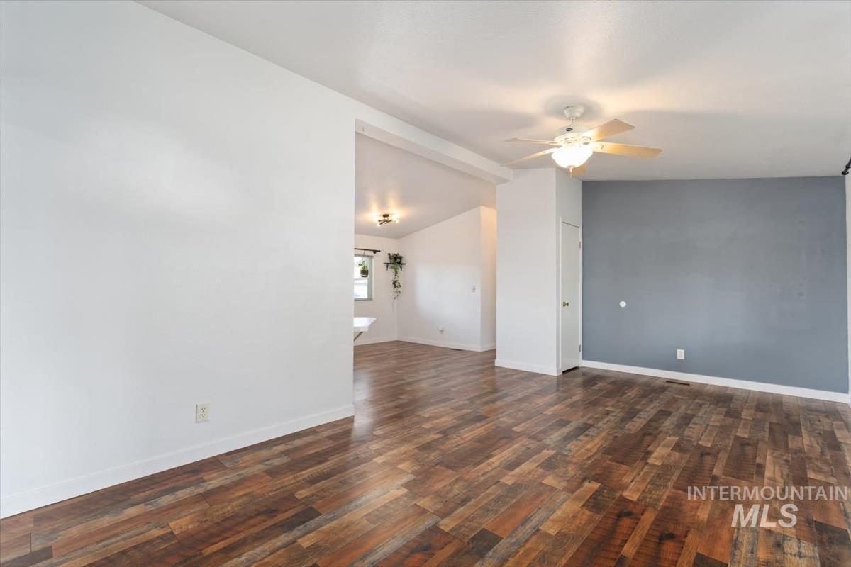 8236 W Vicksburg Lane, Boise, Idaho 83714, 3 Bedrooms, 2 Bathrooms, Residential For Sale, Price $129,900,MLS 98992342