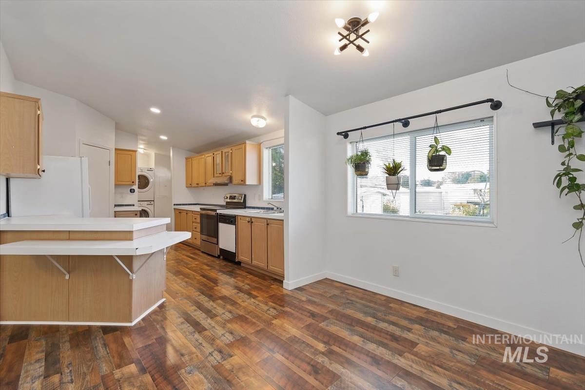 8236 W Vicksburg Lane, Boise, Idaho 83714, 3 Bedrooms, 2 Bathrooms, Residential For Sale, Price $129,900,MLS 98992342