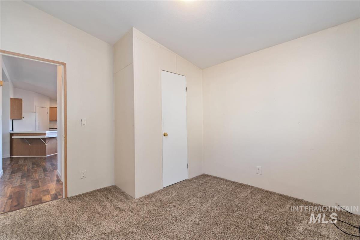 8236 W Vicksburg Lane, Boise, Idaho 83714, 3 Bedrooms, 2 Bathrooms, Residential For Sale, Price $129,900,MLS 98992342