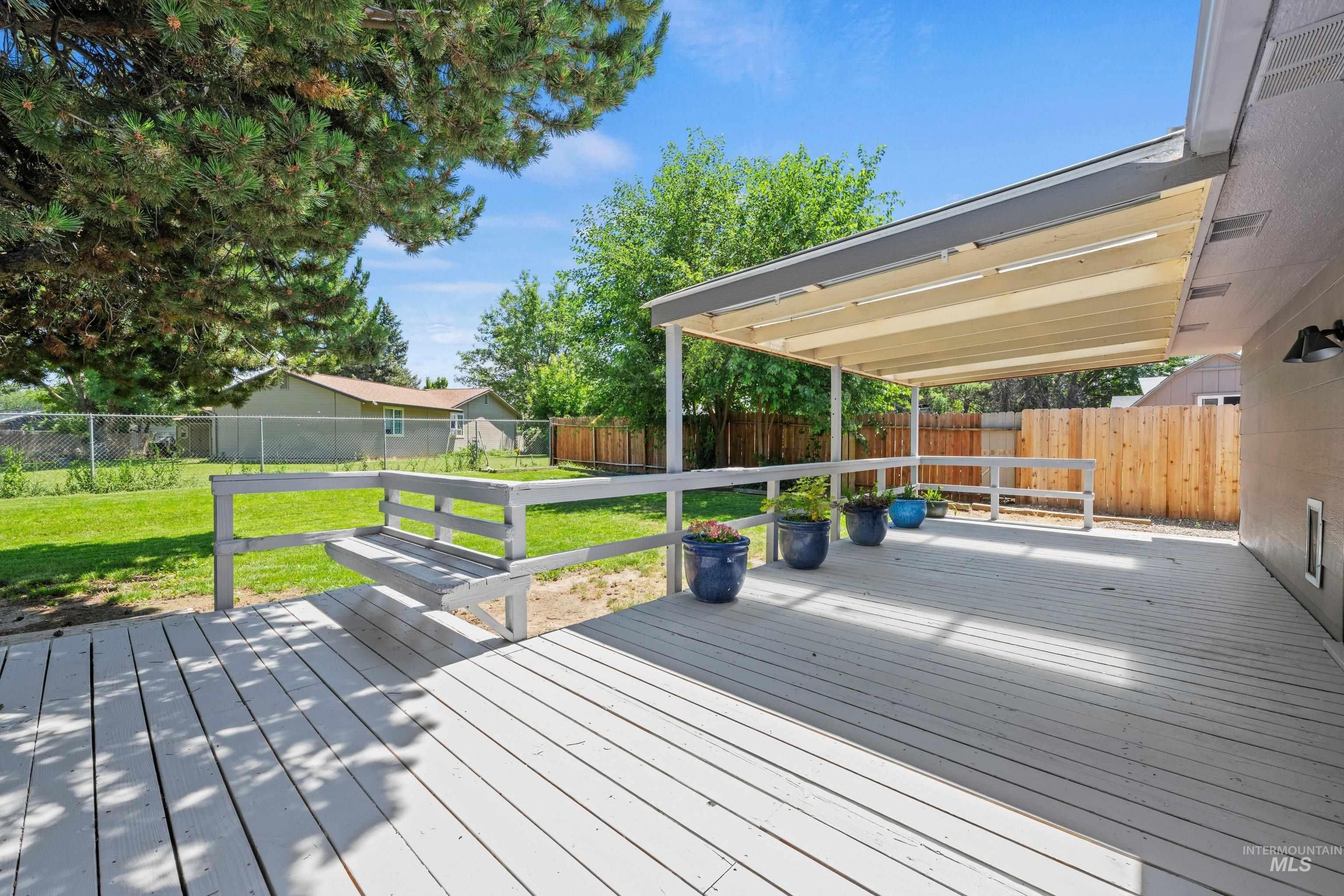 1711 Sandalwood Dr, Caldwell, Idaho 83605, 3 Bedrooms, 2 Bathrooms, Residential For Sale, Price $375,000, 98992343
