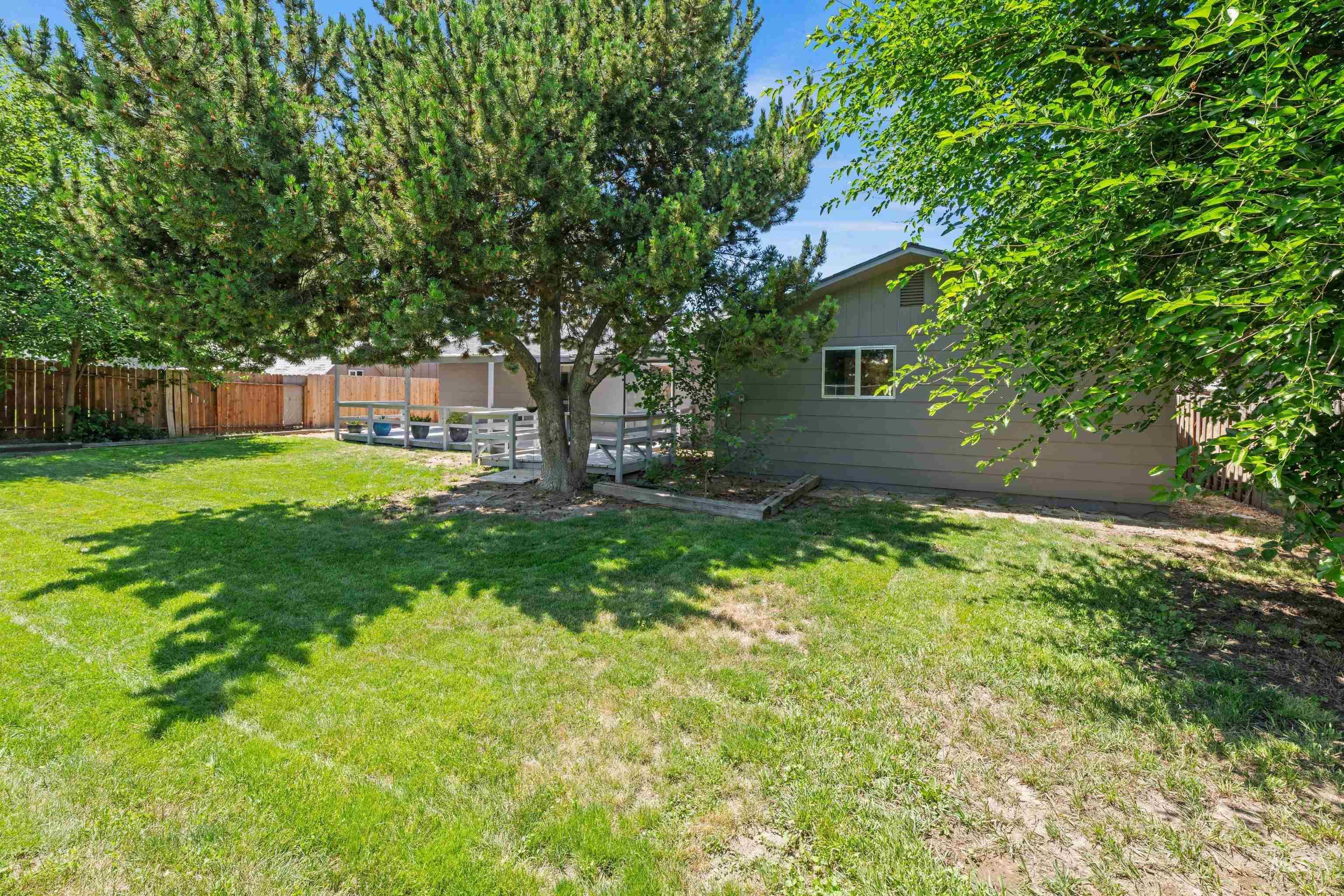 1711 Sandalwood Dr, Caldwell, Idaho 83605, 3 Bedrooms, 2 Bathrooms, Residential For Sale, Price $375,000, 98992343