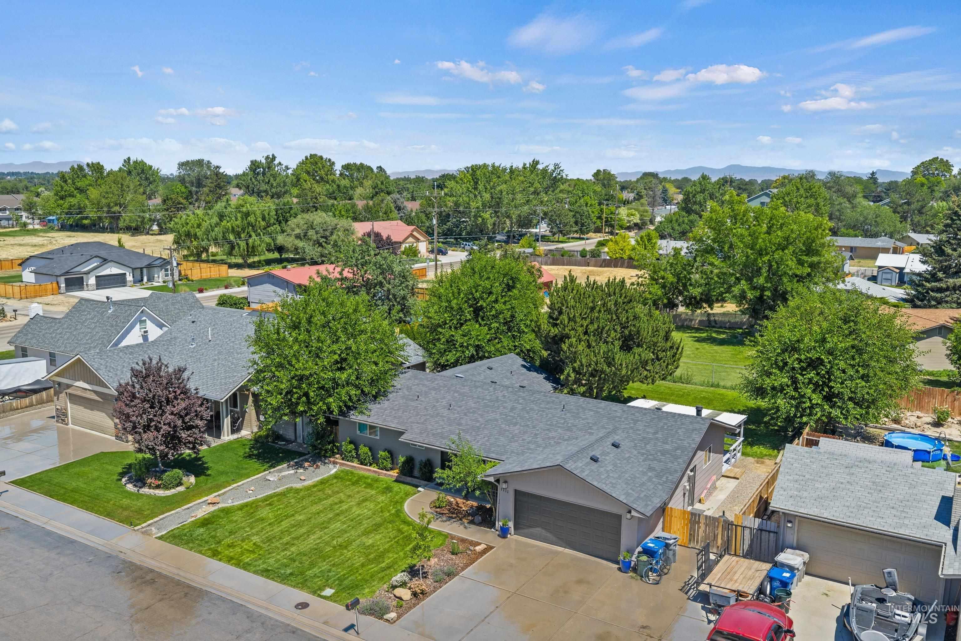 1711 Sandalwood Dr, Caldwell, Idaho 83605, 3 Bedrooms, 2 Bathrooms, Residential For Sale, Price $375,000, 98992343
