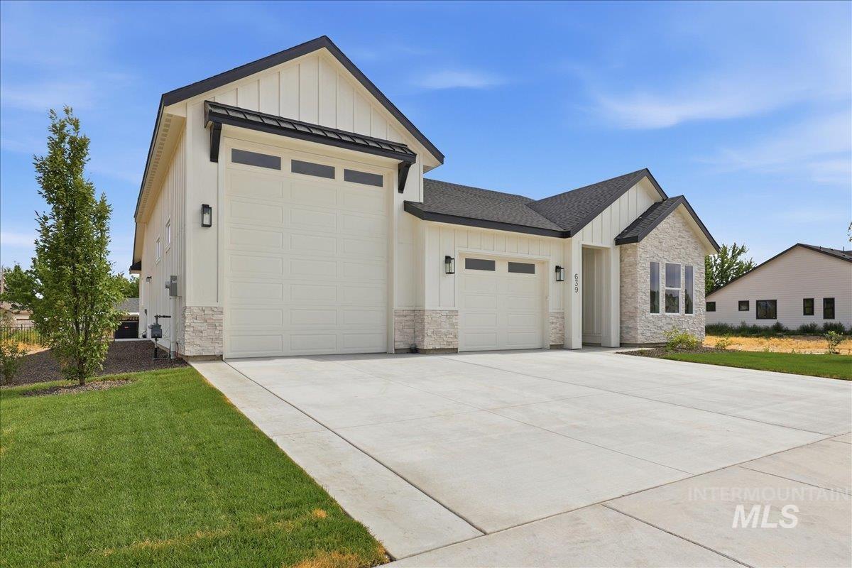 639 W Millstone St, Middleton, Idaho 83644, 3 Bedrooms, 2 Bathrooms, Residential For Sale, Price $618,000,MLS 98992344