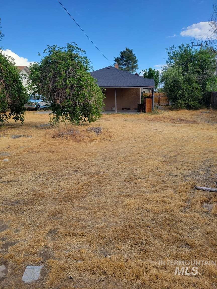 1129 6Th Ave, Twin Falls, Idaho 83301, 3 Bedrooms, 1 Bathroom, Residential For Sale, Price $285,000,MLS 98992346