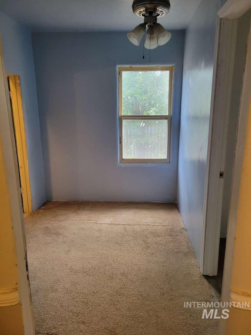 1129 6Th Ave, Twin Falls, Idaho 83301, 3 Bedrooms, 1 Bathroom, Residential For Sale, Price $285,000,MLS 98992346
