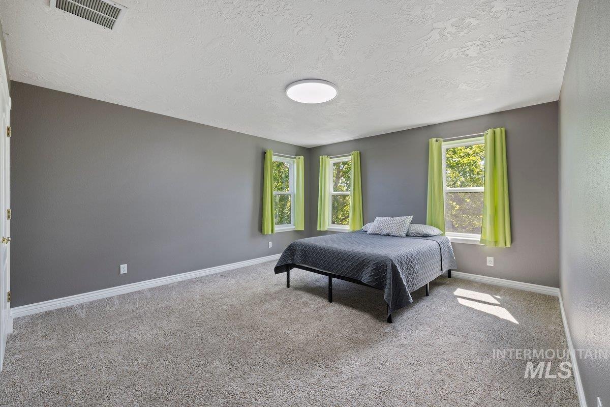 8352 S Old Farm Pl., Meridian, Idaho 83642, 5 Bedrooms, 4 Bathrooms, Residential For Sale, Price $1,200,000,MLS 98992348