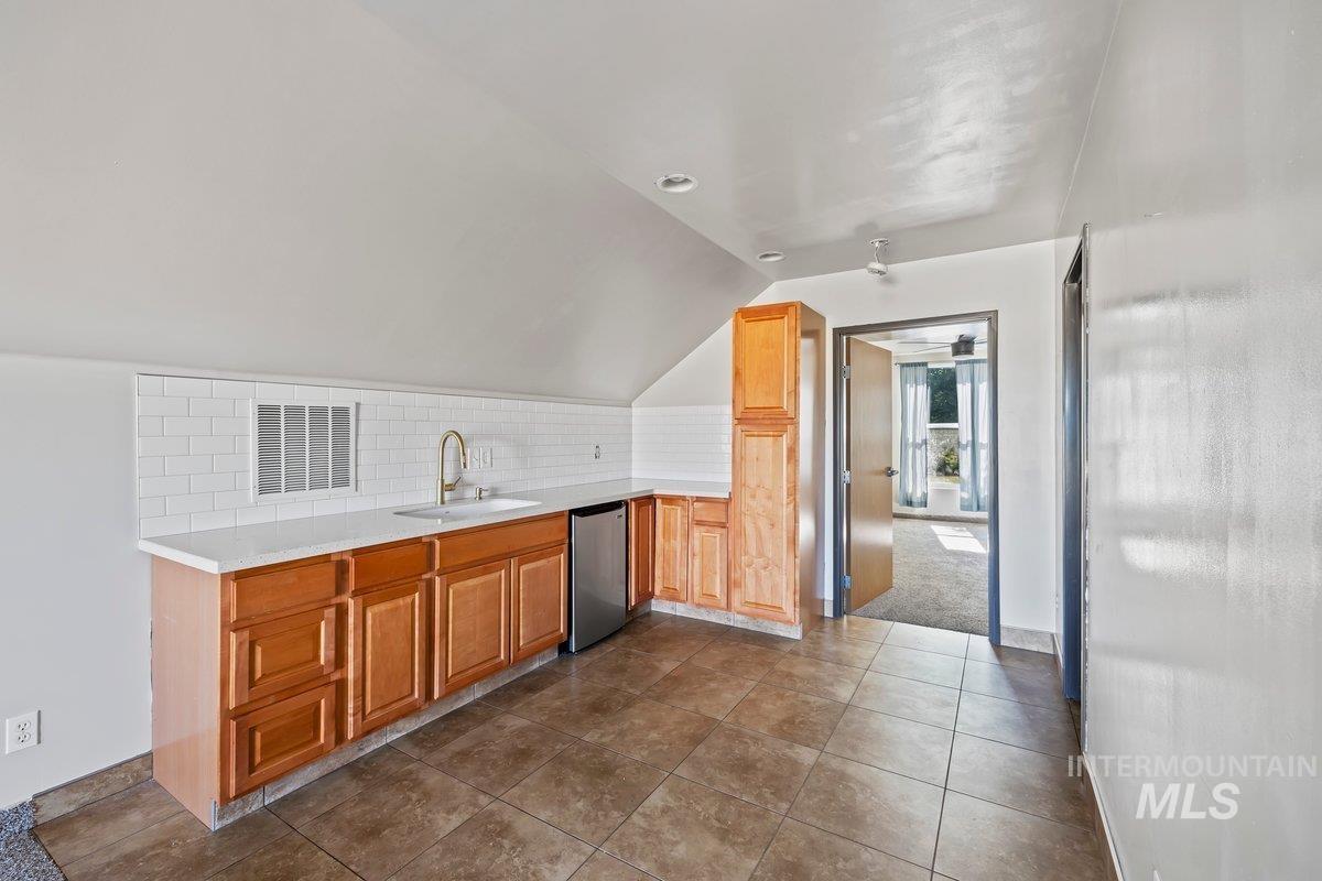 8352 S Old Farm Pl., Meridian, Idaho 83642, 5 Bedrooms, 4 Bathrooms, Residential For Sale, Price $1,200,000,MLS 98992348
