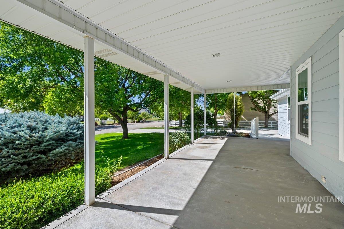 8352 S Old Farm Pl., Meridian, Idaho 83642, 5 Bedrooms, 4 Bathrooms, Residential For Sale, Price $1,200,000,MLS 98992348