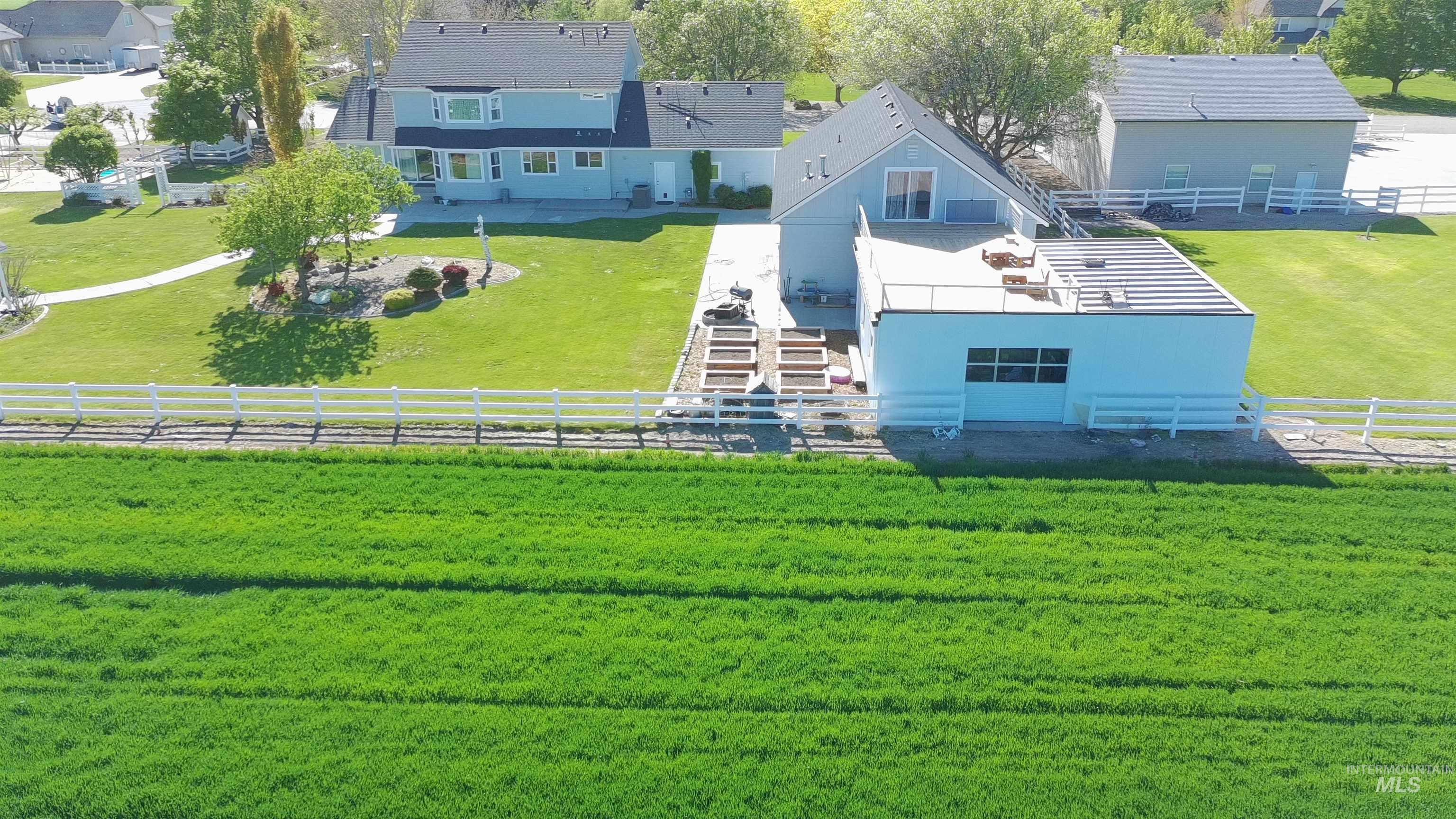 8352 S Old Farm Pl., Meridian, Idaho 83642, 5 Bedrooms, 4 Bathrooms, Residential For Sale, Price $1,200,000,MLS 98992348
