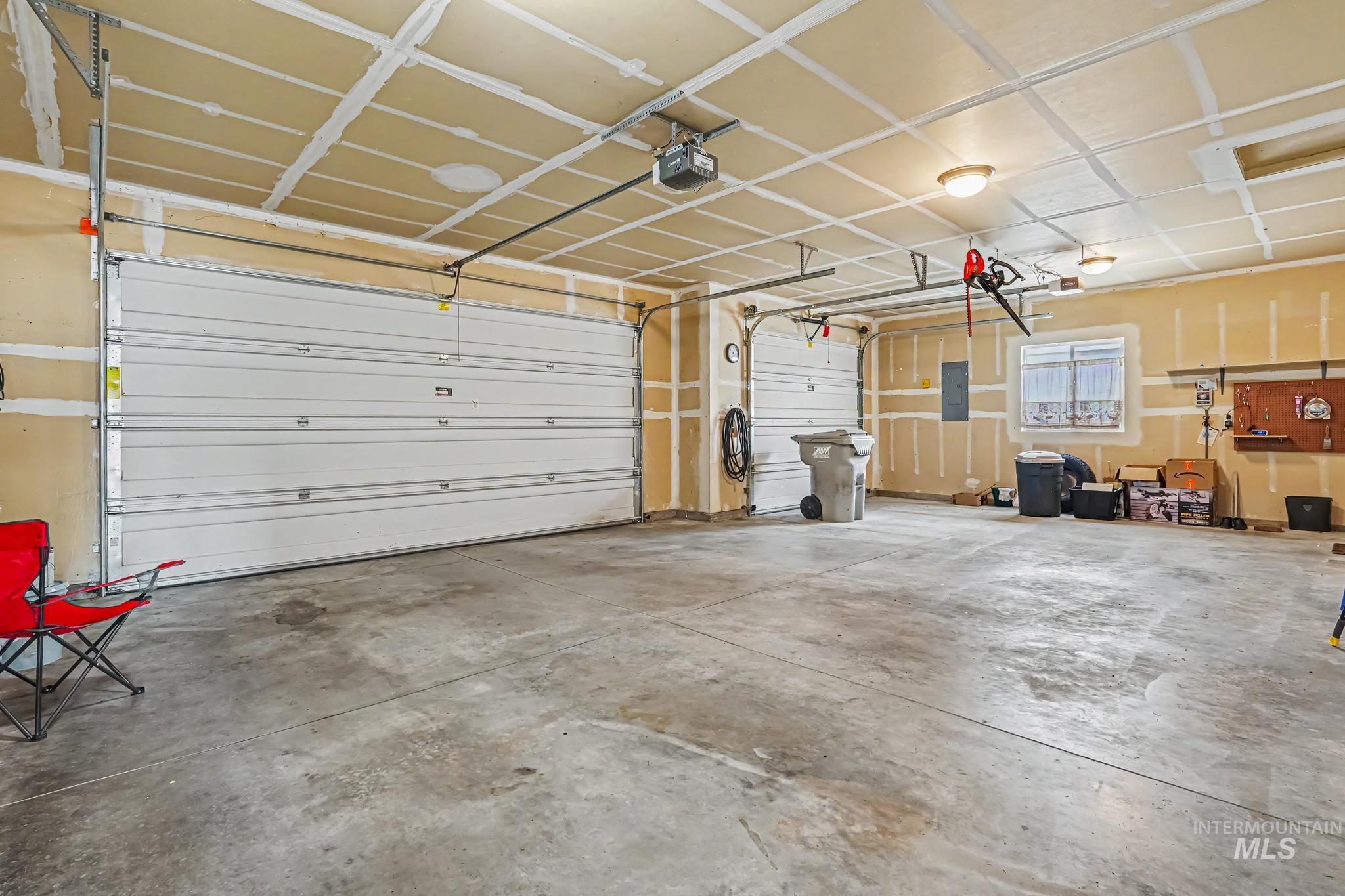 689 Triumph Dr, Middleton, Idaho 83644, 3 Bedrooms, 2.5 Bathrooms, Residential For Sale, Price $444,900, 98992349