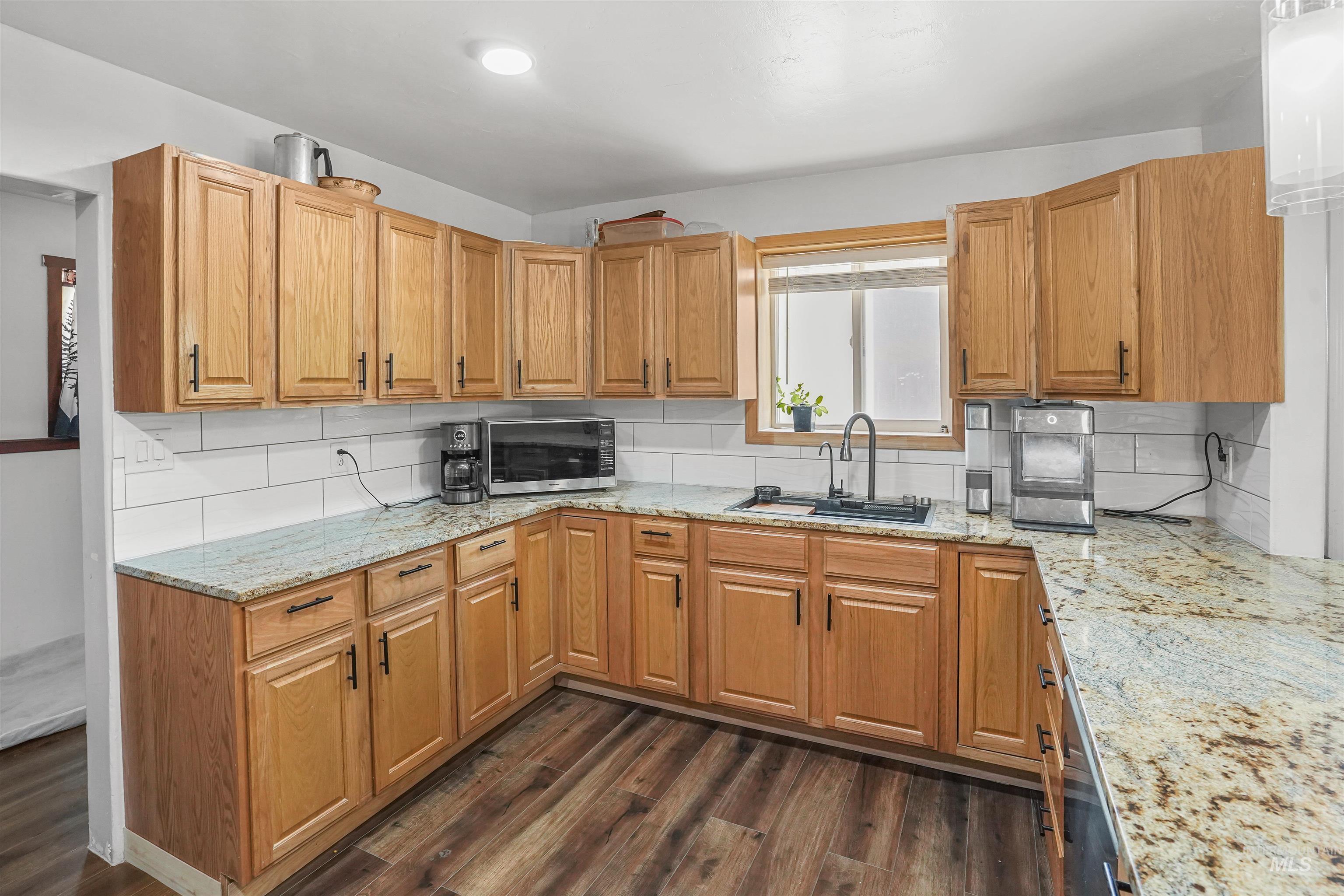 243 Mountain View Dr., Albion, Idaho 83311, 4 Bedrooms, 3.5 Bathrooms, Residential For Sale, Price $475,000,MLS 98992350