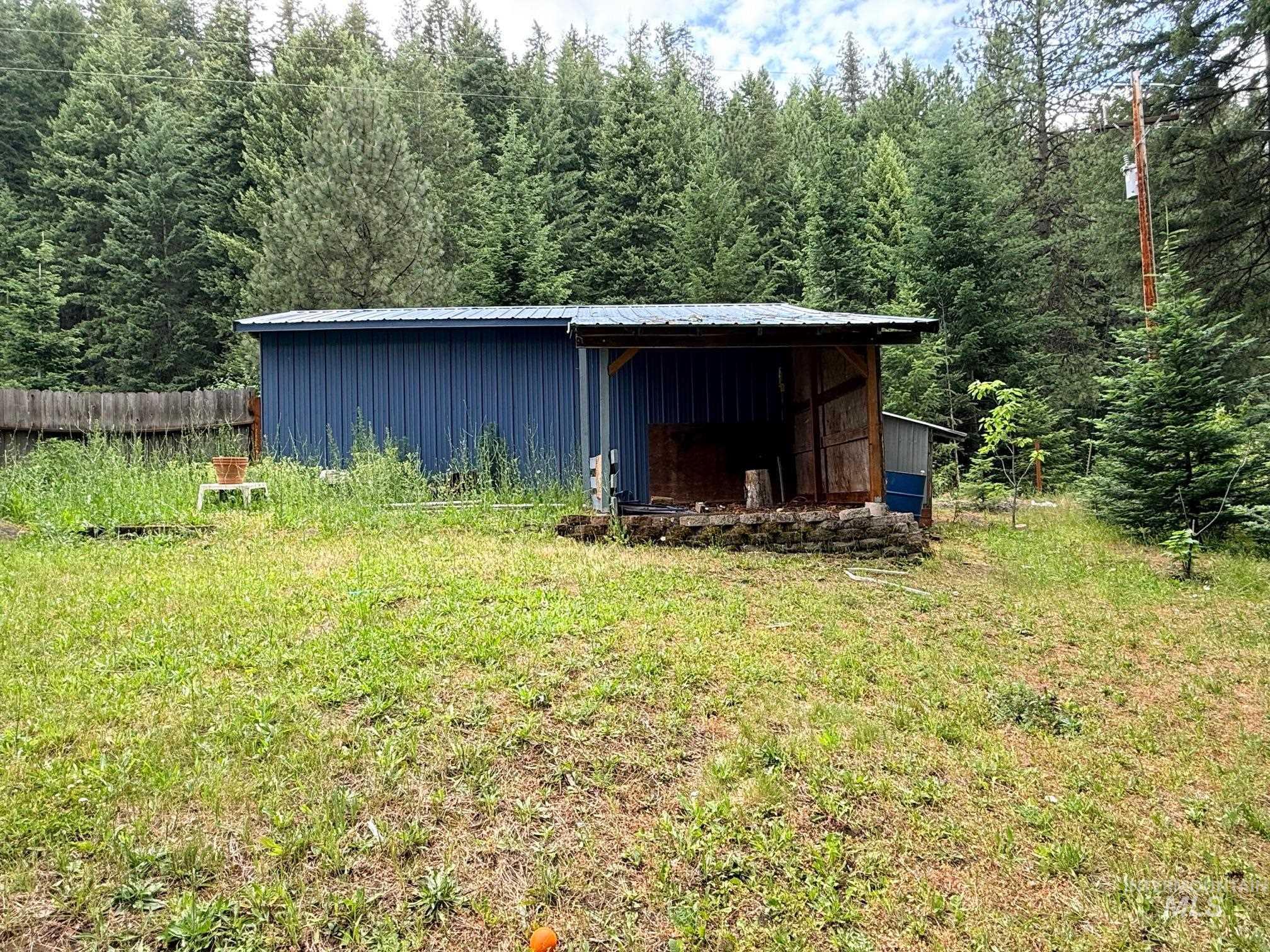 5742 Grangemont, Orofino, Idaho 83544, 2 Bedrooms, 1 Bathroom, Residential For Sale, Price $149,000,MLS 98992352