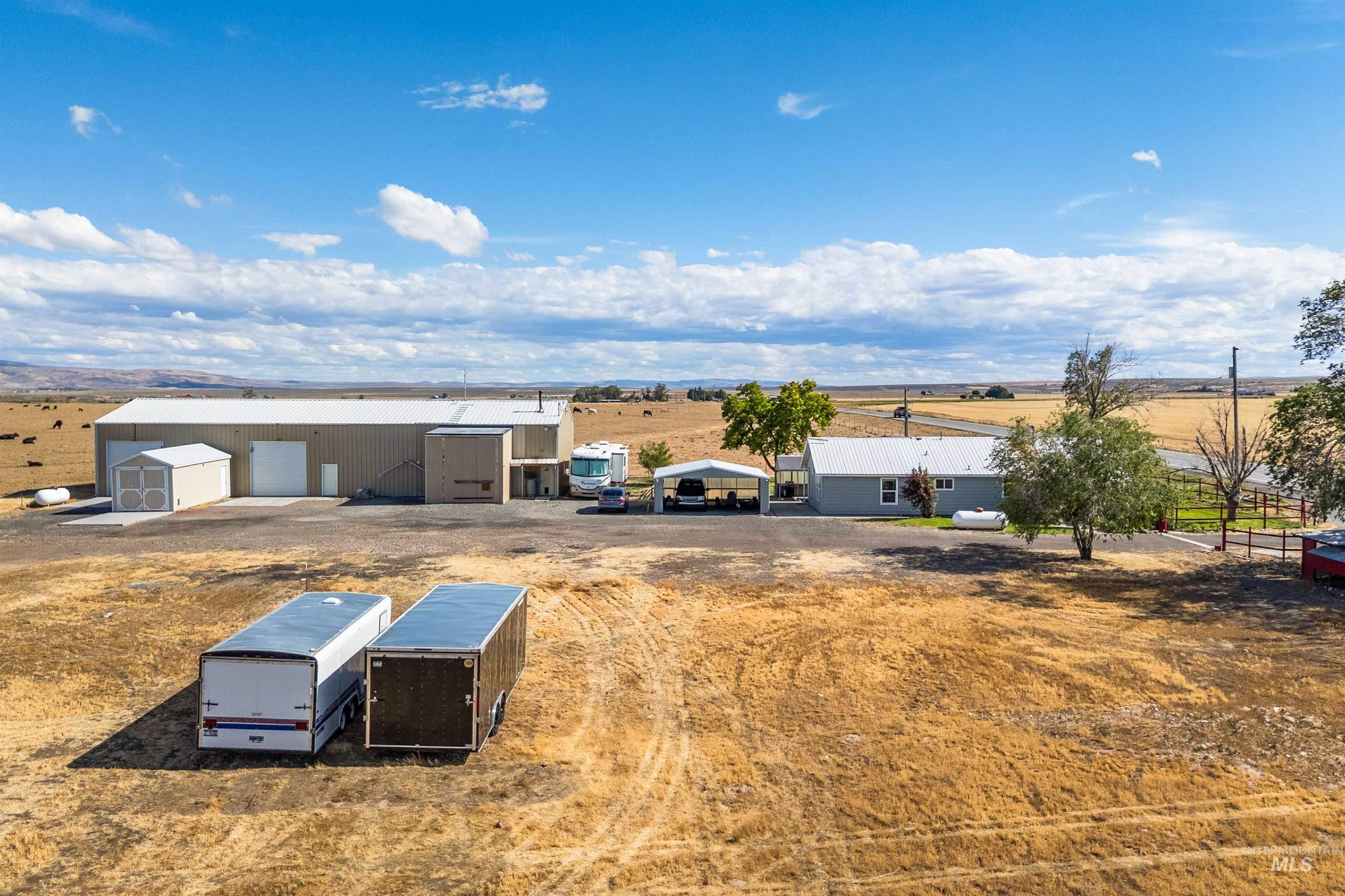 3344 Highway 93, Twin Falls, Idaho 83301-0458, 3 Bedrooms, 2 Bathrooms, Residential For Sale, Price $750,000,MLS 98992357