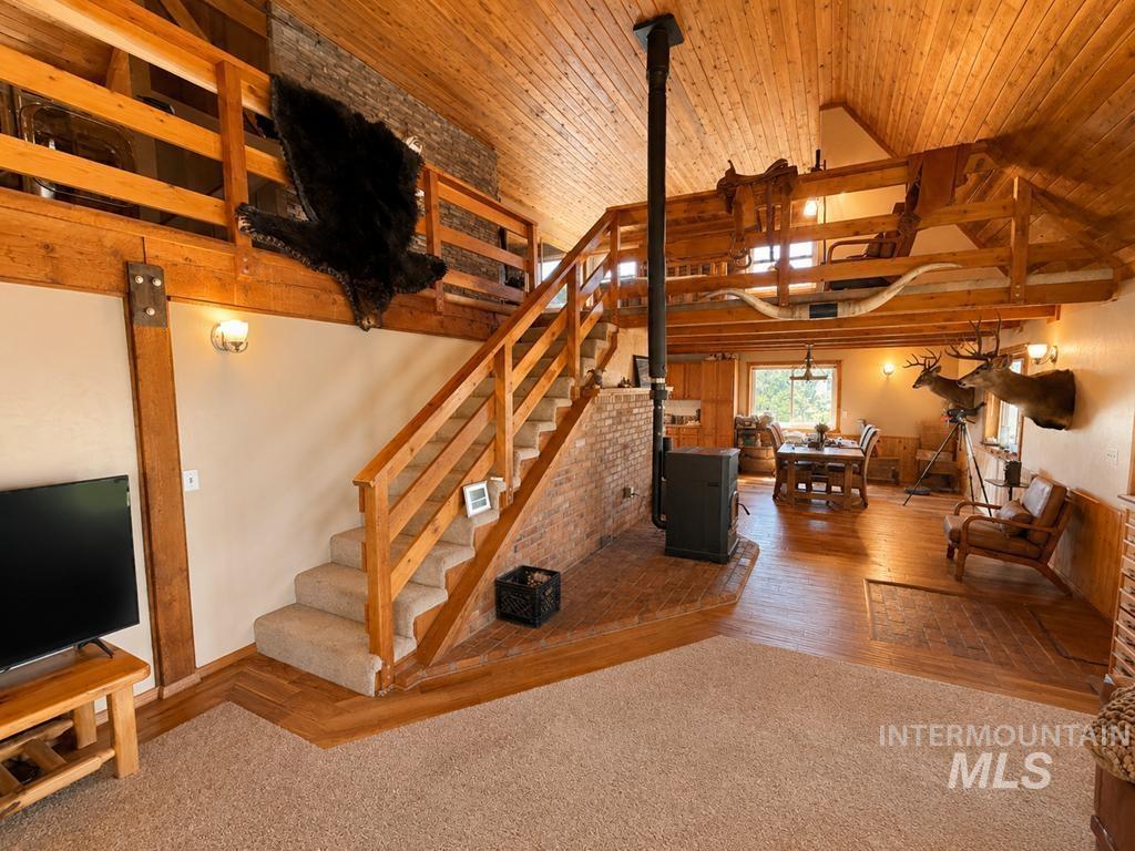 40 Atkin Lane, Cascade, Idaho 83611, 3 Bedrooms, 3 Bathrooms, Residential For Sale, Price $1,400,000,MLS 98992358