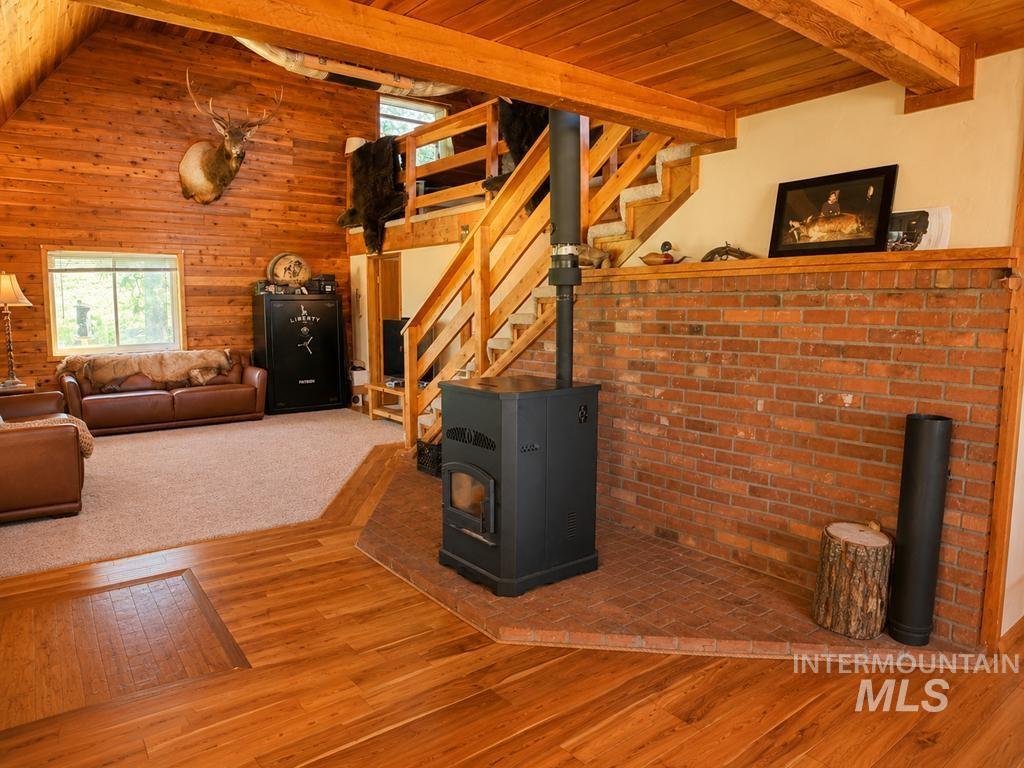 40 Atkin Lane, Cascade, Idaho 83611, 3 Bedrooms, 3 Bathrooms, Residential For Sale, Price $1,400,000,MLS 98992358