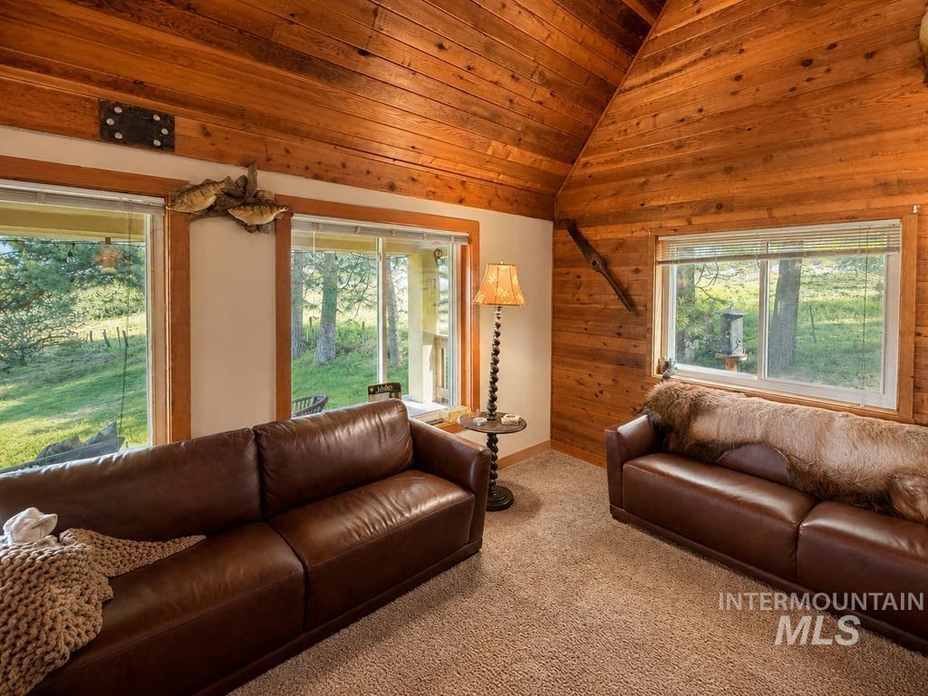 40 Atkin Lane, Cascade, Idaho 83611, 3 Bedrooms, 3 Bathrooms, Residential For Sale, Price $1,400,000,MLS 98992358