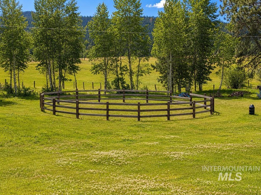 40 Atkin Lane, Cascade, Idaho 83611, 3 Bedrooms, 3 Bathrooms, Residential For Sale, Price $1,400,000,MLS 98992358