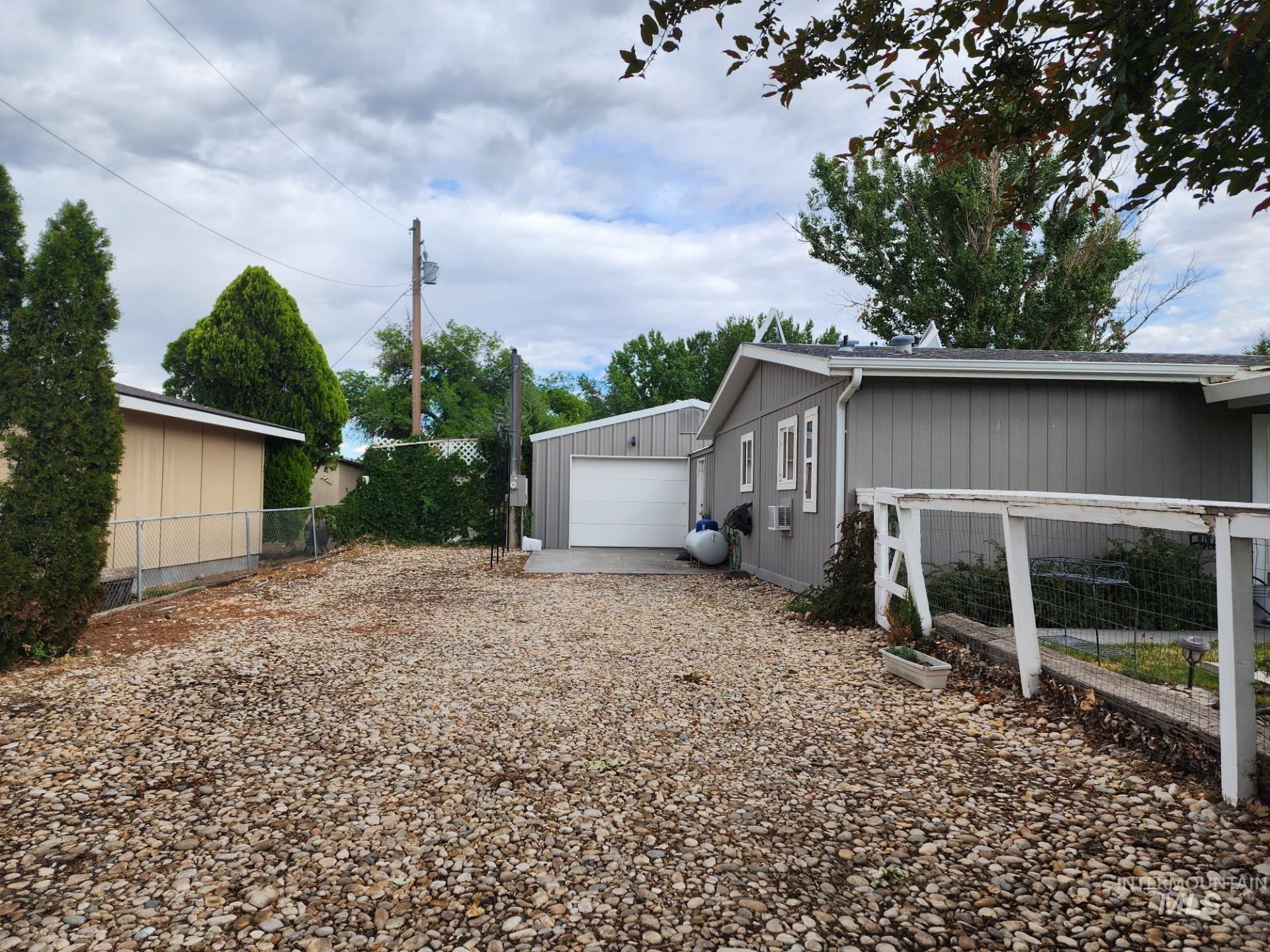 235 5th Street, Grand View, Idaho 83624, 3 Bedrooms, 3 Bathrooms, Residential For Sale, Price $249,900,MLS 98992359