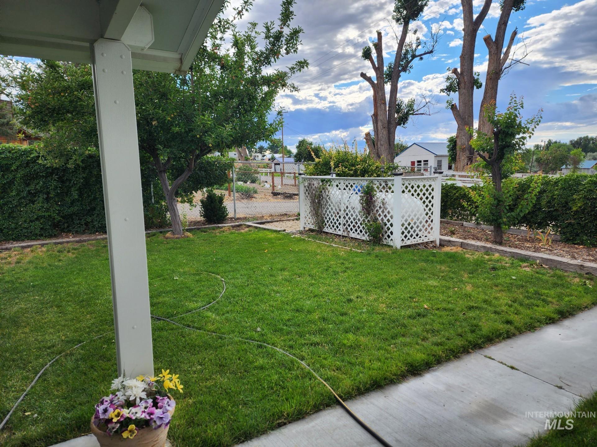 235 5th Street, Grand View, Idaho 83624, 3 Bedrooms, 3 Bathrooms, Residential For Sale, Price $249,900,MLS 98992359