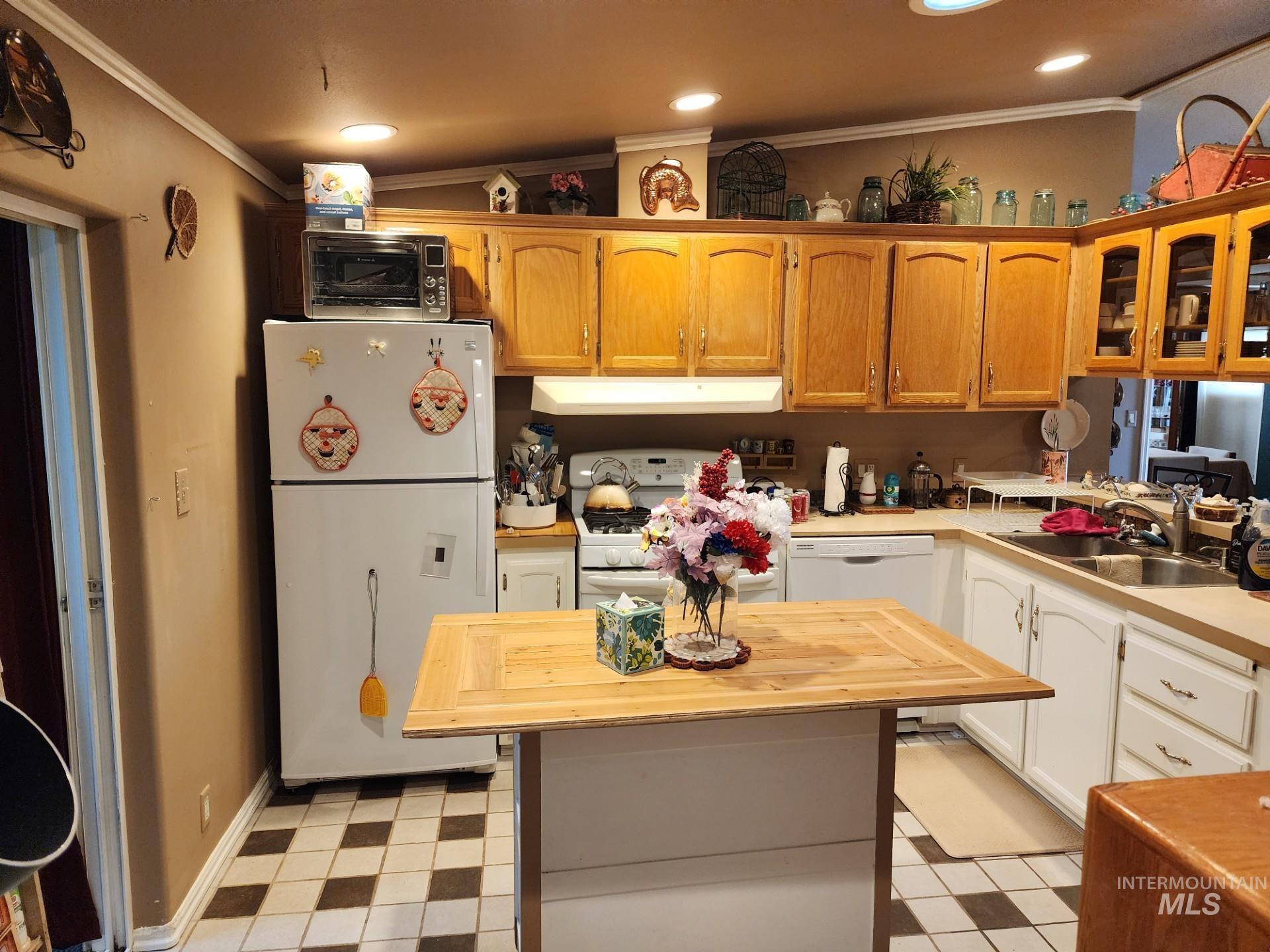 235 5th Street, Grand View, Idaho 83624, 3 Bedrooms, 3 Bathrooms, Residential For Sale, Price $249,900,MLS 98992359