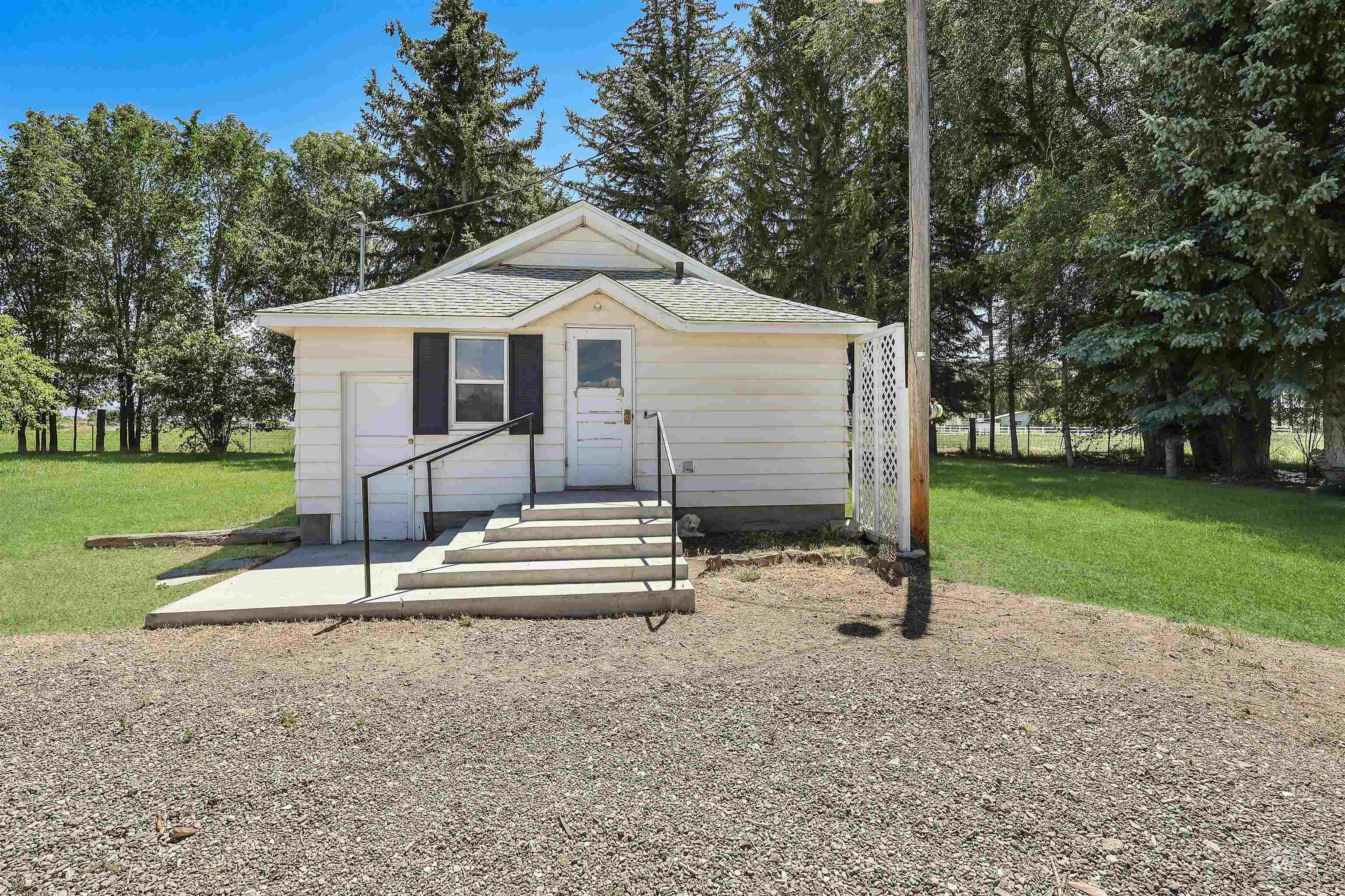 80 W 148 LN S, Rupert, Idaho 83350, 3 Bedrooms, 1 Bathroom, Residential For Sale, Price $350,000,MLS 98992363