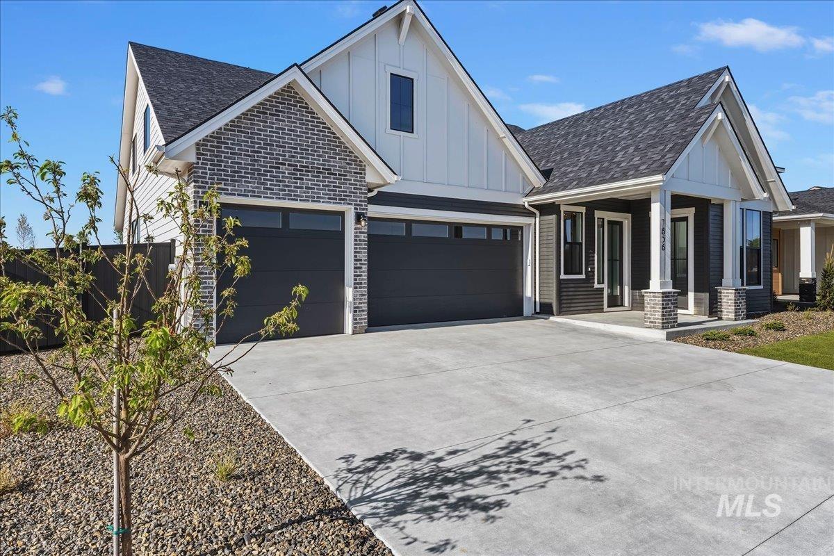 7856 W Flathead Lake Street, Eagle, Idaho 83616, 5 Bedrooms, 3.5 Bathrooms, Residential For Sale, Price $984,900, 98992366