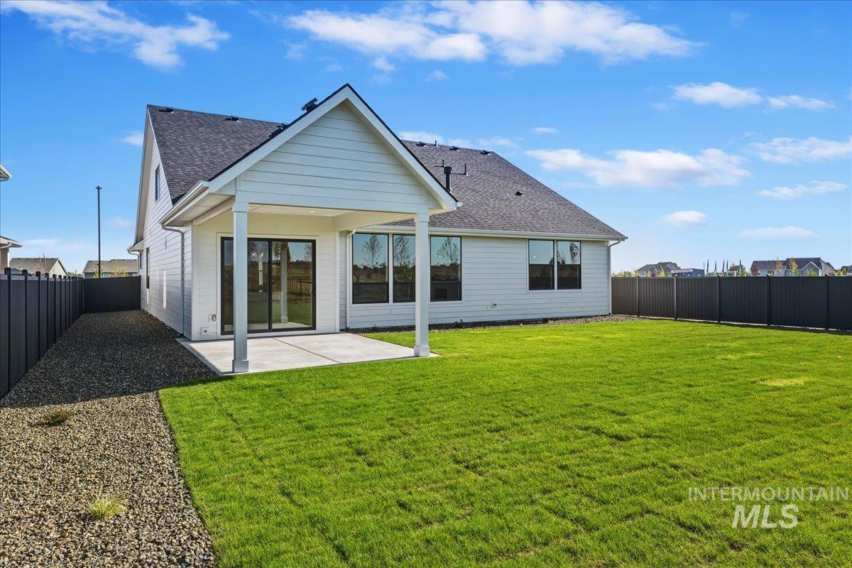 7856 W Flathead Lake Street, Eagle, Idaho 83616, 5 Bedrooms, 3.5 Bathrooms, Residential For Sale, Price $984,900, 98992366