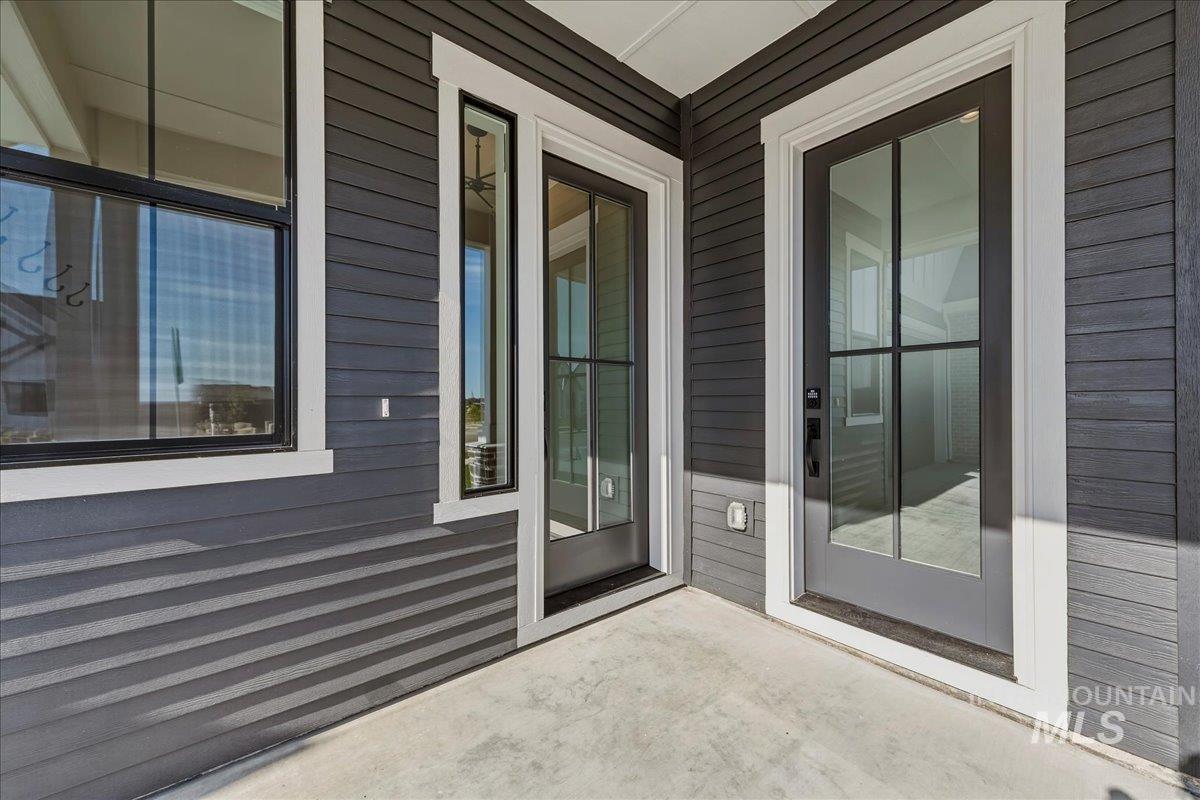 7856 W Flathead Lake Street, Eagle, Idaho 83616, 5 Bedrooms, 3.5 Bathrooms, Residential For Sale, Price $984,900, 98992366