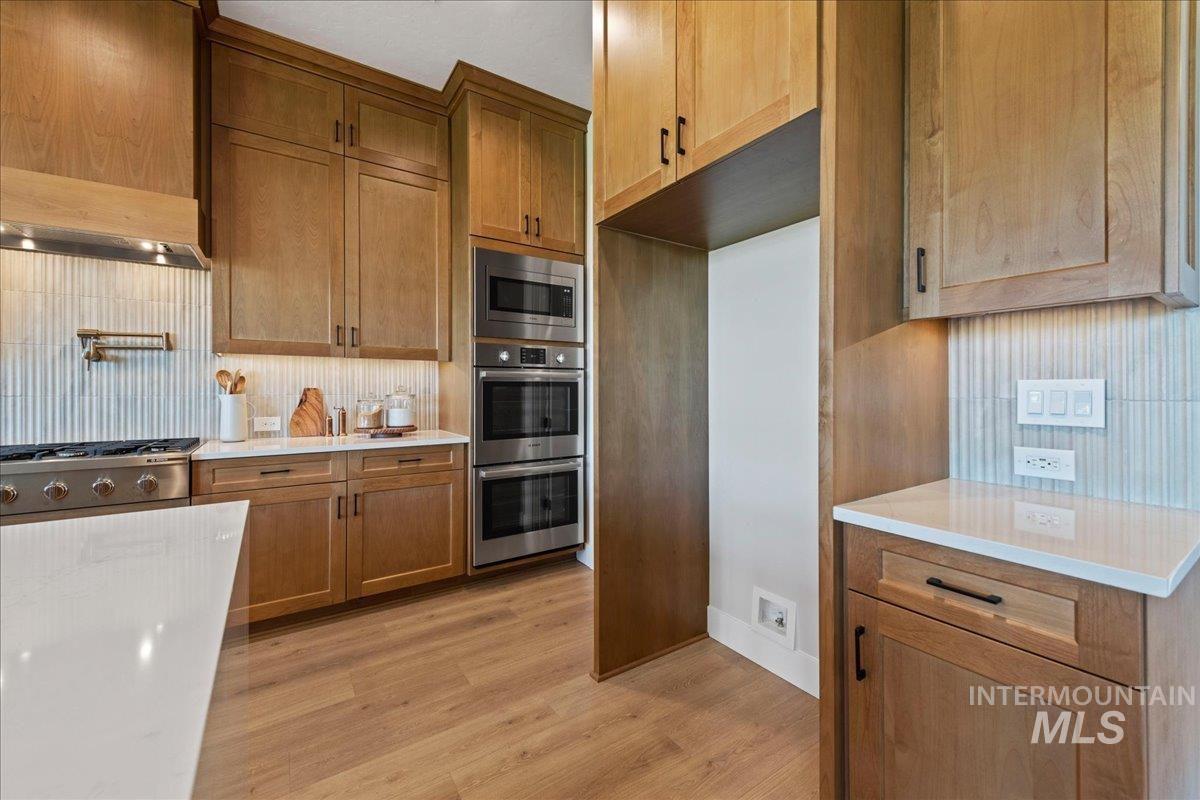 7856 W Flathead Lake Street, Eagle, Idaho 83616, 5 Bedrooms, 3.5 Bathrooms, Residential For Sale, Price $984,900, 98992366