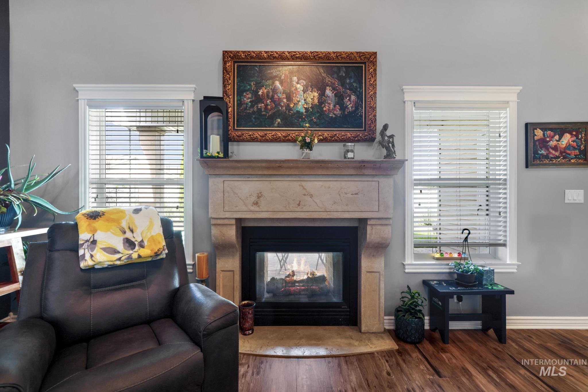467 Wildrose Loop, Twin Falls, Idaho 83301-8255, 3 Bedrooms, 3 Bathrooms, Residential For Sale, Price $619,000,MLS 98992367