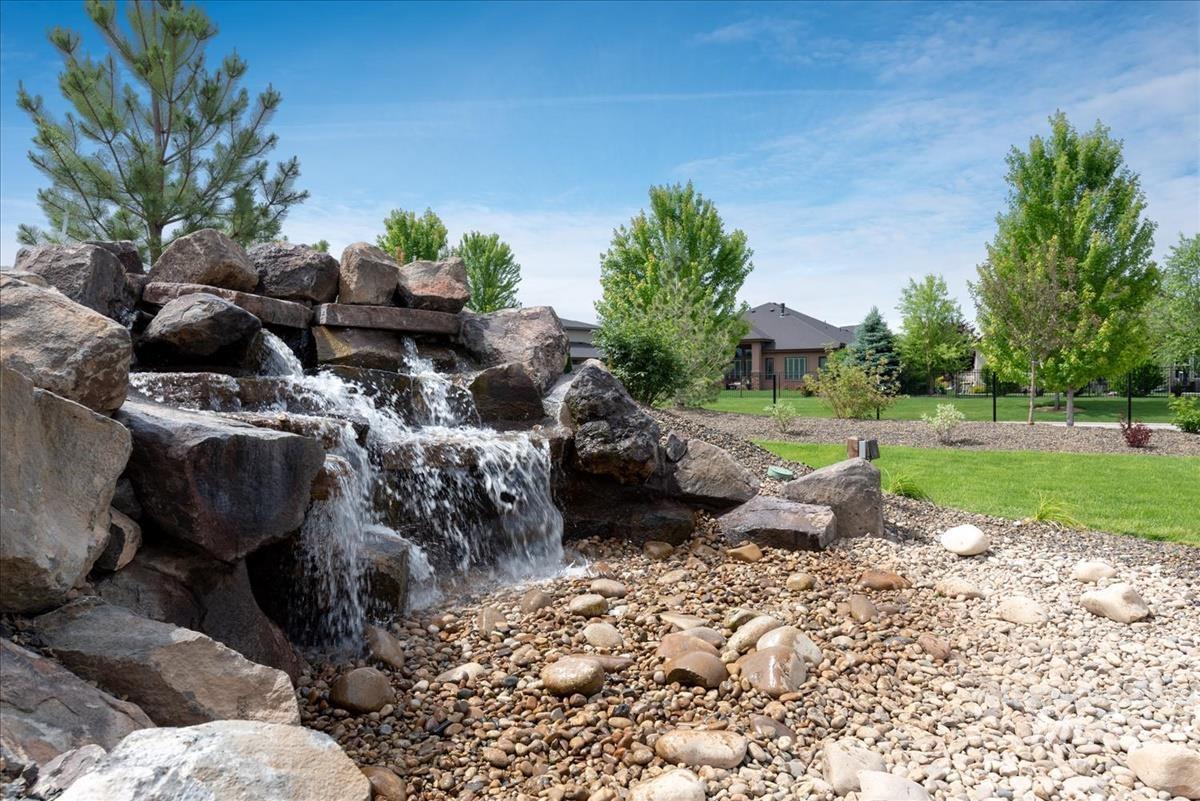 3835 W Sugar Tree Court, Meridian, Idaho 83646, 4 Bedrooms, 3.5 Bathrooms, Residential For Sale, Price $1,350,000,MLS 98992368
