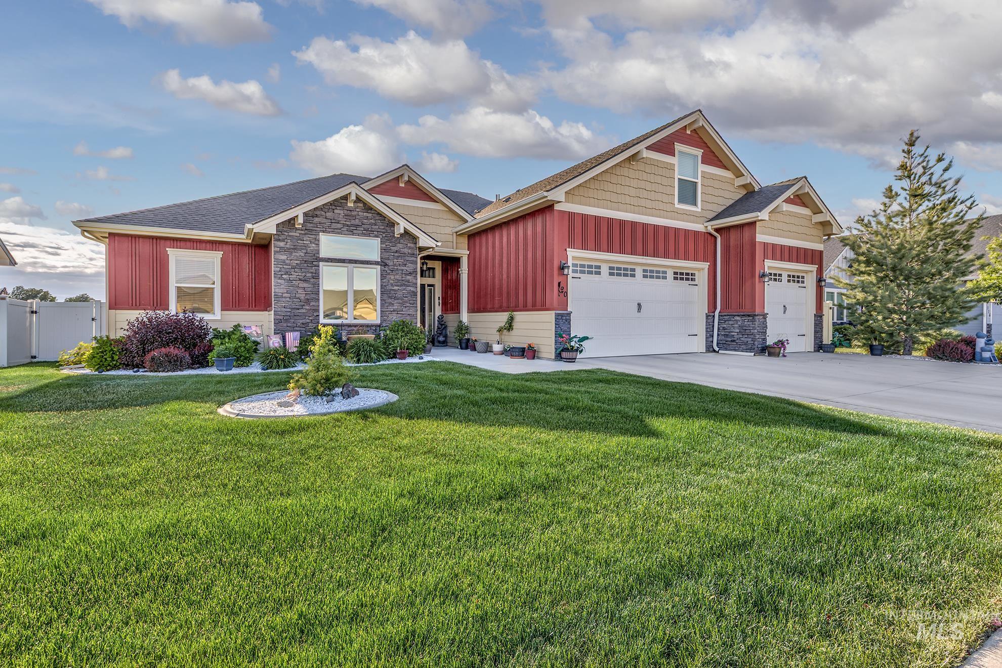 420 Poppy Street, Fruitland, Idaho 83619-1200, 3 Bedrooms, 3 Bathrooms, Residential For Sale, Price $514,000, 98992372