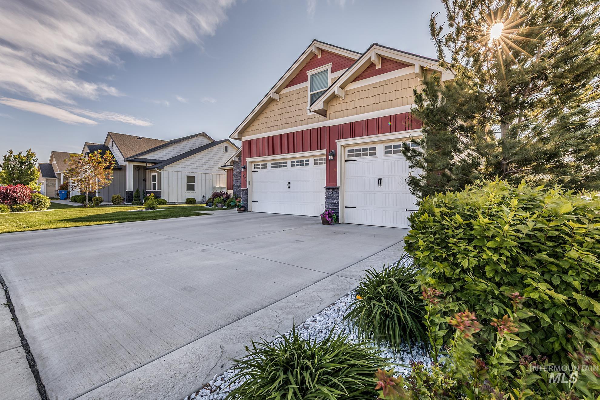 420 Poppy Street, Fruitland, Idaho 83619-1200, 3 Bedrooms, 3 Bathrooms, Residential For Sale, Price $514,000, 98992372