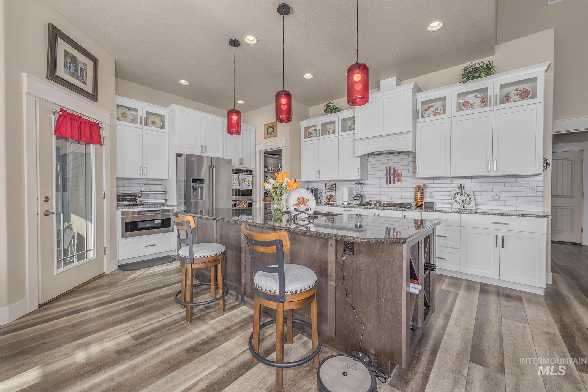420 Poppy Street, Fruitland, Idaho 83619-1200, 3 Bedrooms, 3 Bathrooms, Residential For Sale, Price $514,000, 98992372