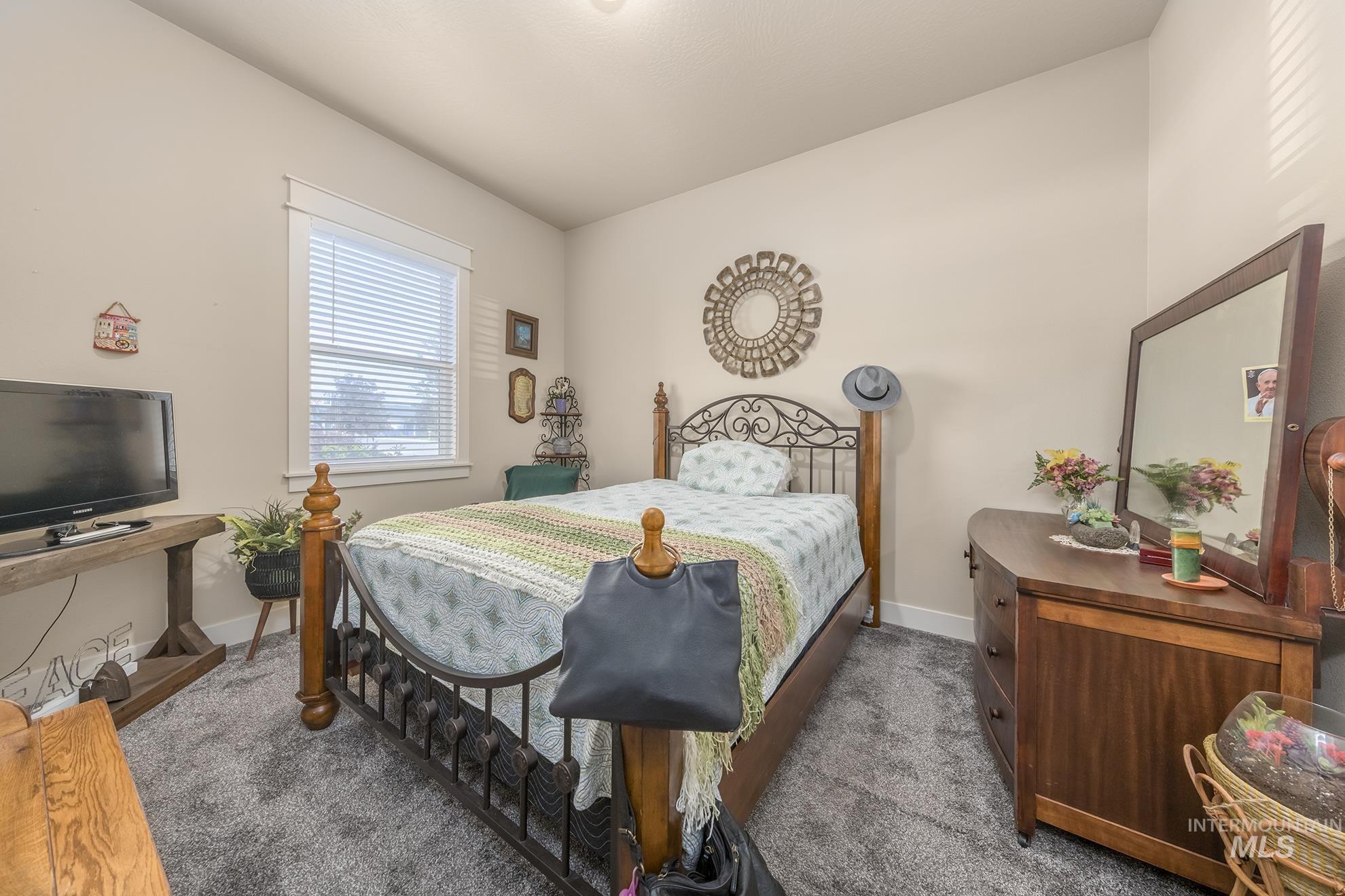 420 Poppy Street, Fruitland, Idaho 83619-1200, 3 Bedrooms, 3 Bathrooms, Residential For Sale, Price $514,000, 98992372