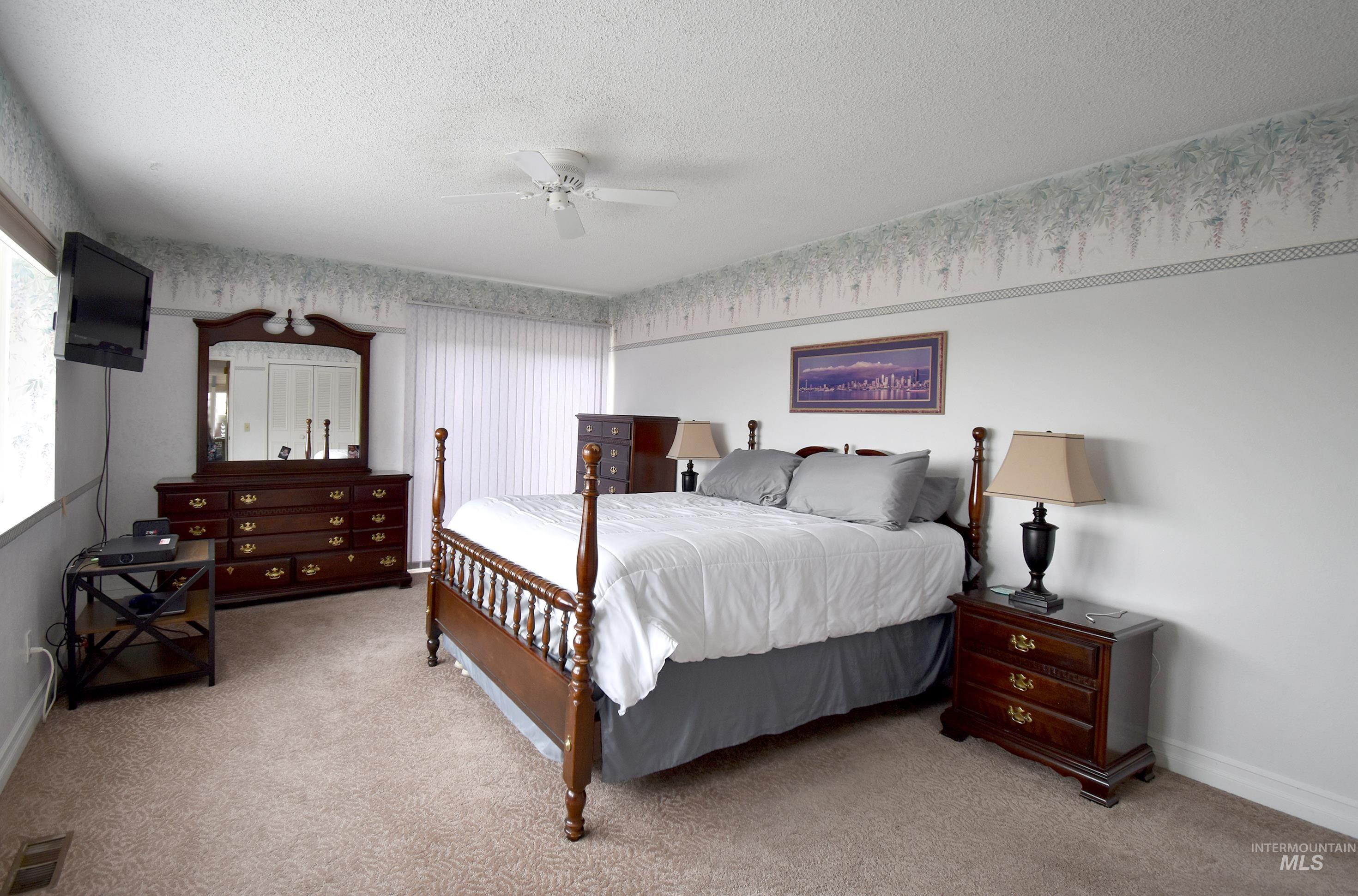 2618 Grandview Drive, Clarkston, Washington 99403, 2 Bedrooms, 2.5 Bathrooms, Residential For Sale, Price $575,000, 98992373