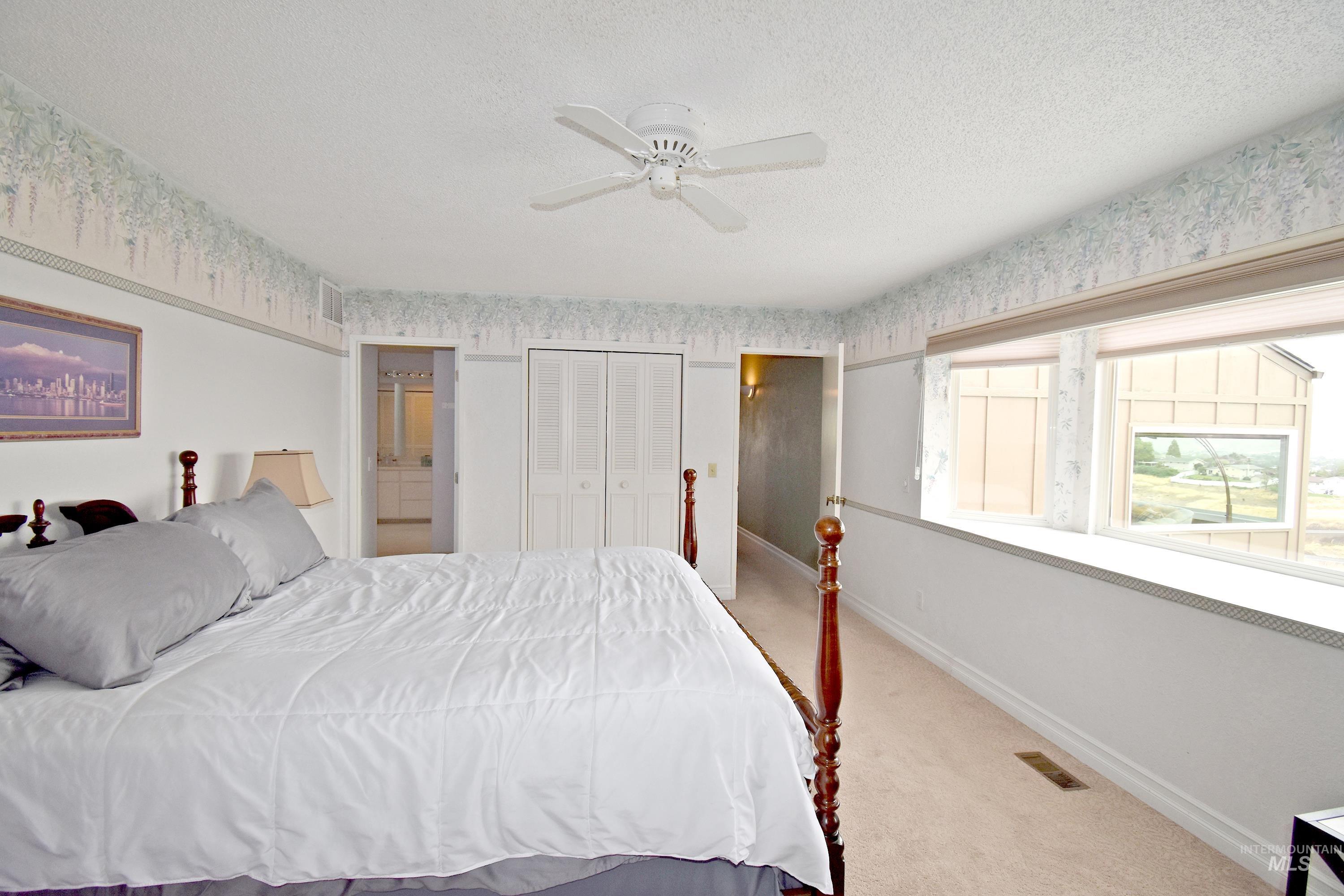 2618 Grandview Drive, Clarkston, Washington 99403, 2 Bedrooms, 2.5 Bathrooms, Residential For Sale, Price $575,000, 98992373