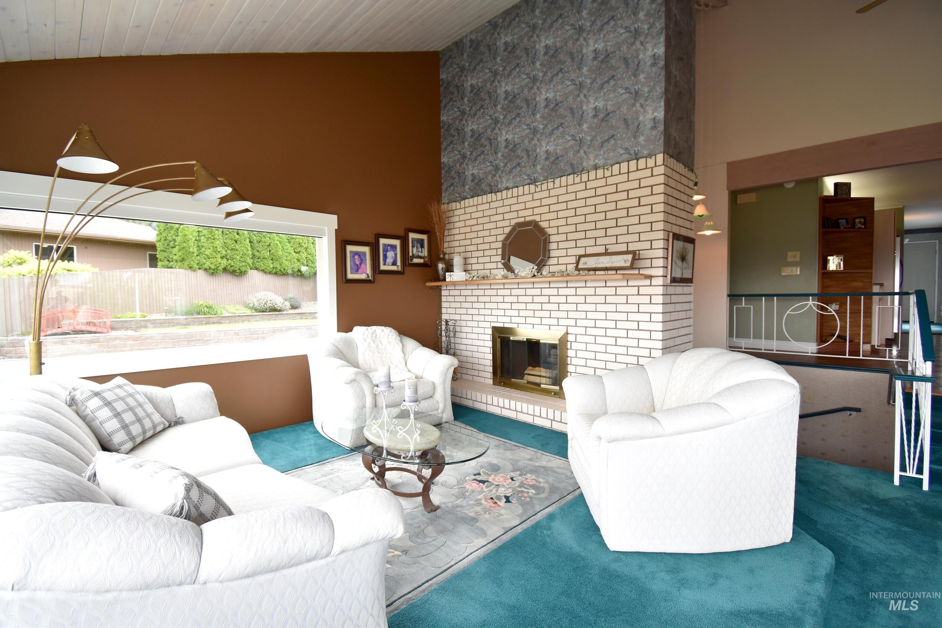 2618 Grandview Drive, Clarkston, Washington 99403, 2 Bedrooms, 2.5 Bathrooms, Residential For Sale, Price $575,000, 98992373