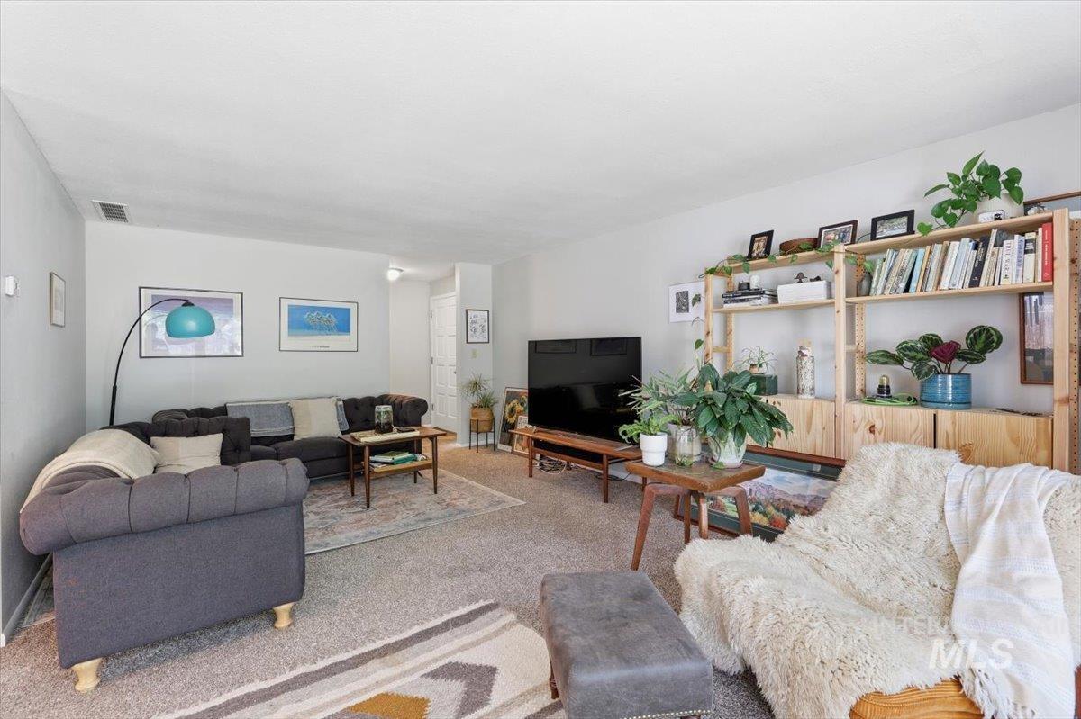 1315 N 5th St, Boise, Idaho 83702, 3 Bedrooms, 1 Bathroom, Residential Income For Sale, Price $750,000, 98992379