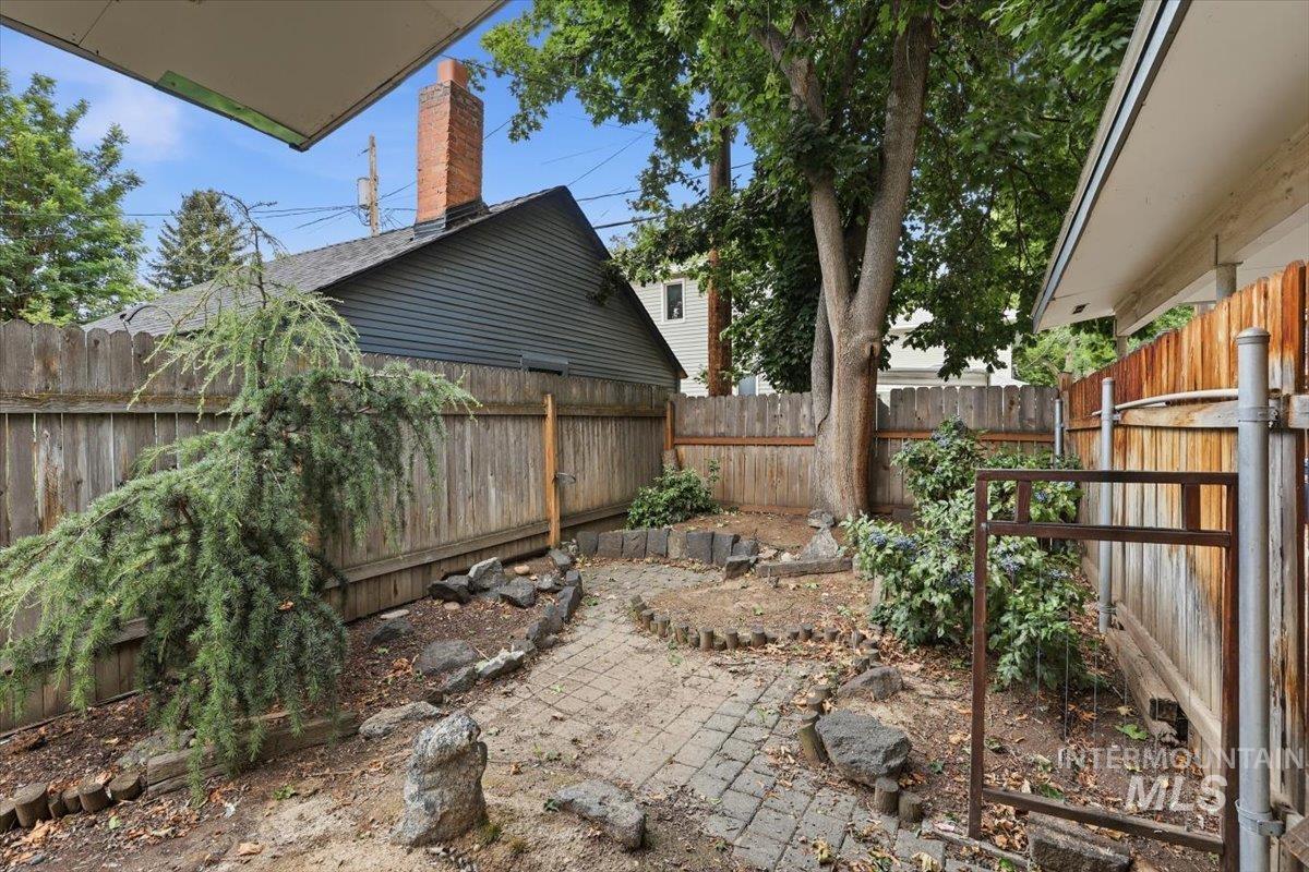 1315 N 5th St, Boise, Idaho 83702, 3 Bedrooms, 1 Bathroom, Residential Income For Sale, Price $750,000, 98992379