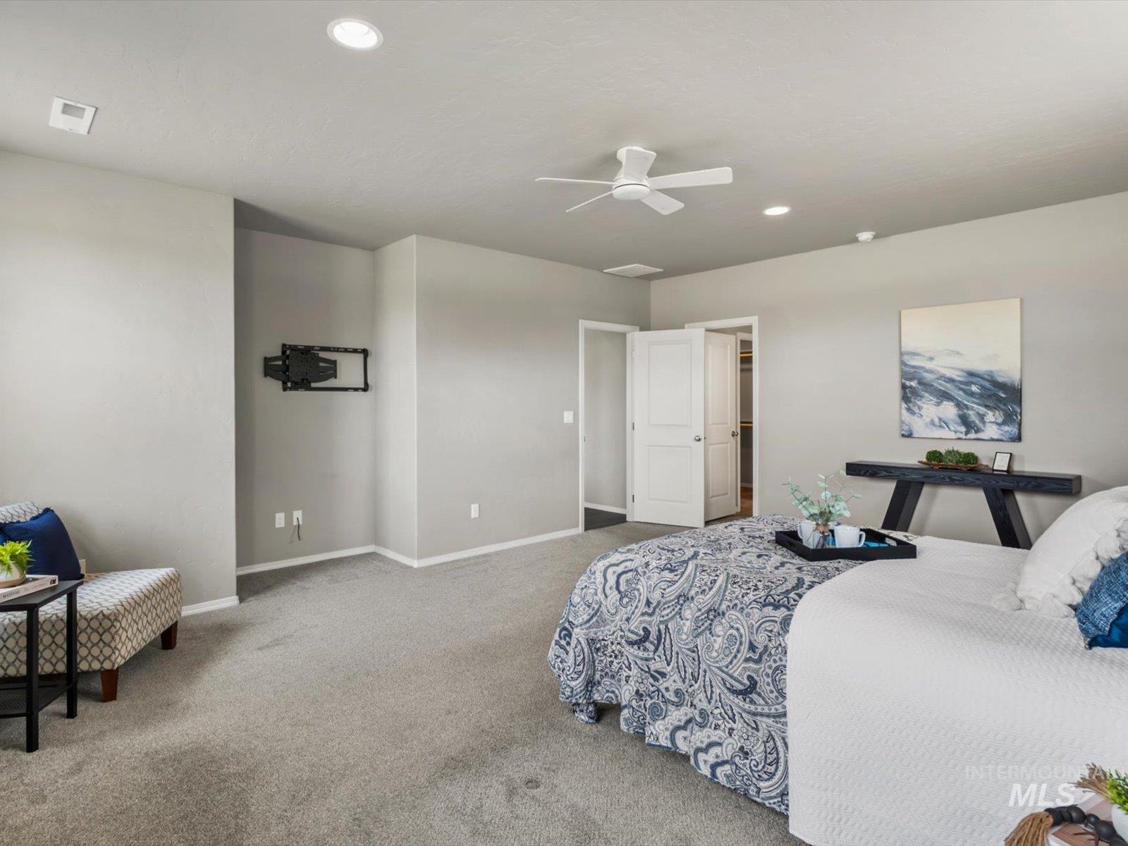 1900 Thomas Ln, Emmett, Idaho 83617, 5 Bedrooms, 3 Bathrooms, Residential For Sale, Price $844,900,MLS 98992380