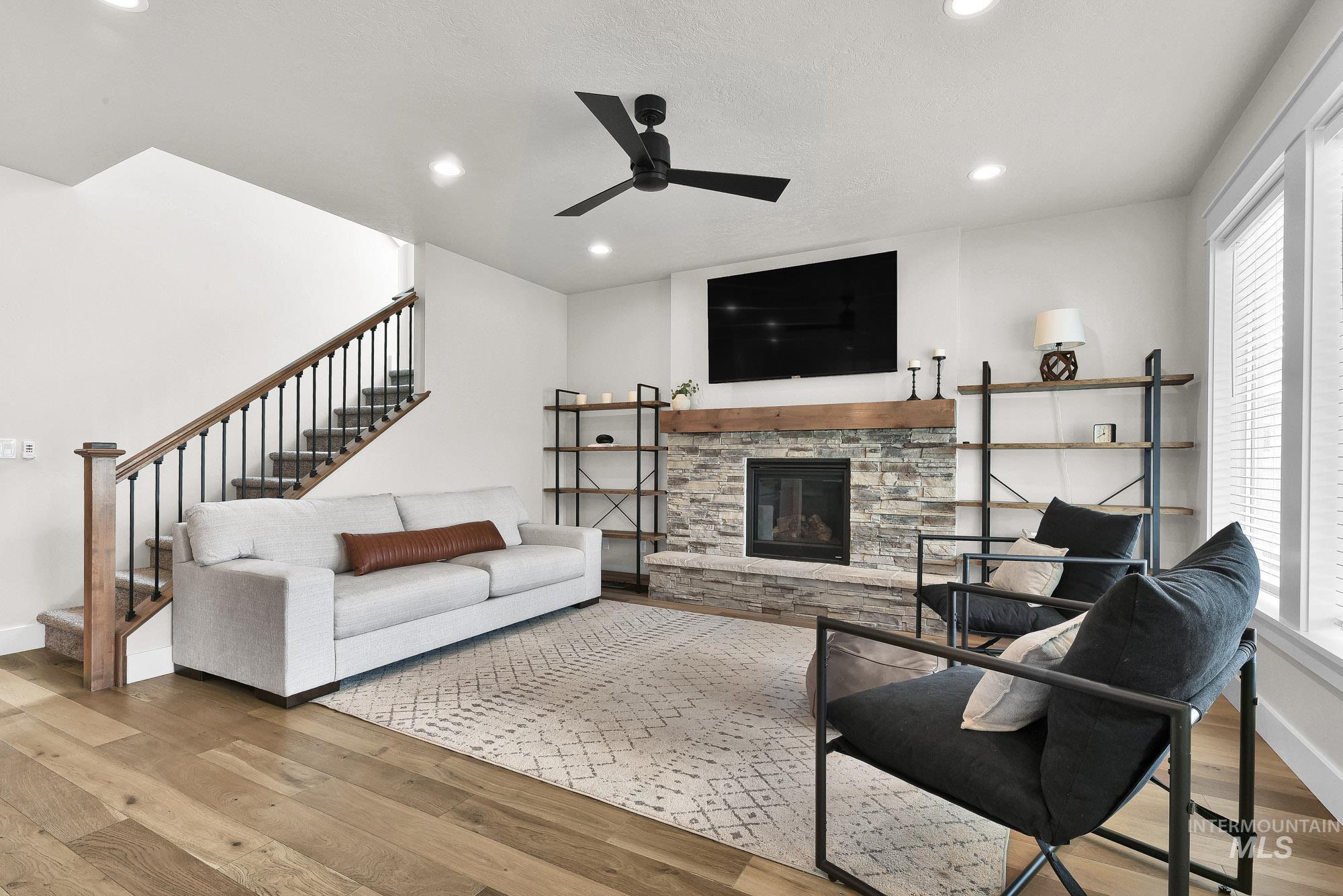 5676 E Zaffre Ridge St., Boise, Idaho 83716, 3 Bedrooms, 2.5 Bathrooms, Residential For Sale, Price $699,800, 98992389
