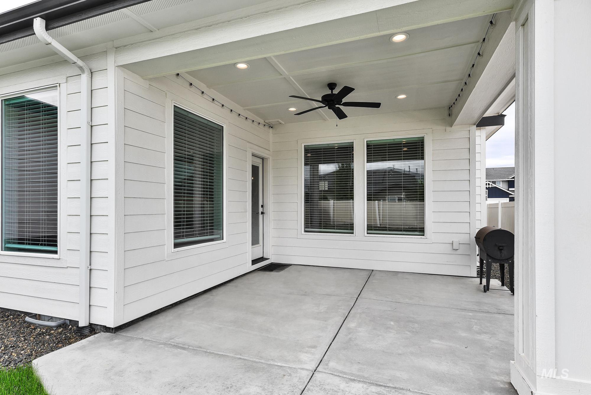 5676 E Zaffre Ridge St., Boise, Idaho 83716, 3 Bedrooms, 2.5 Bathrooms, Residential For Sale, Price $699,800, 98992389
