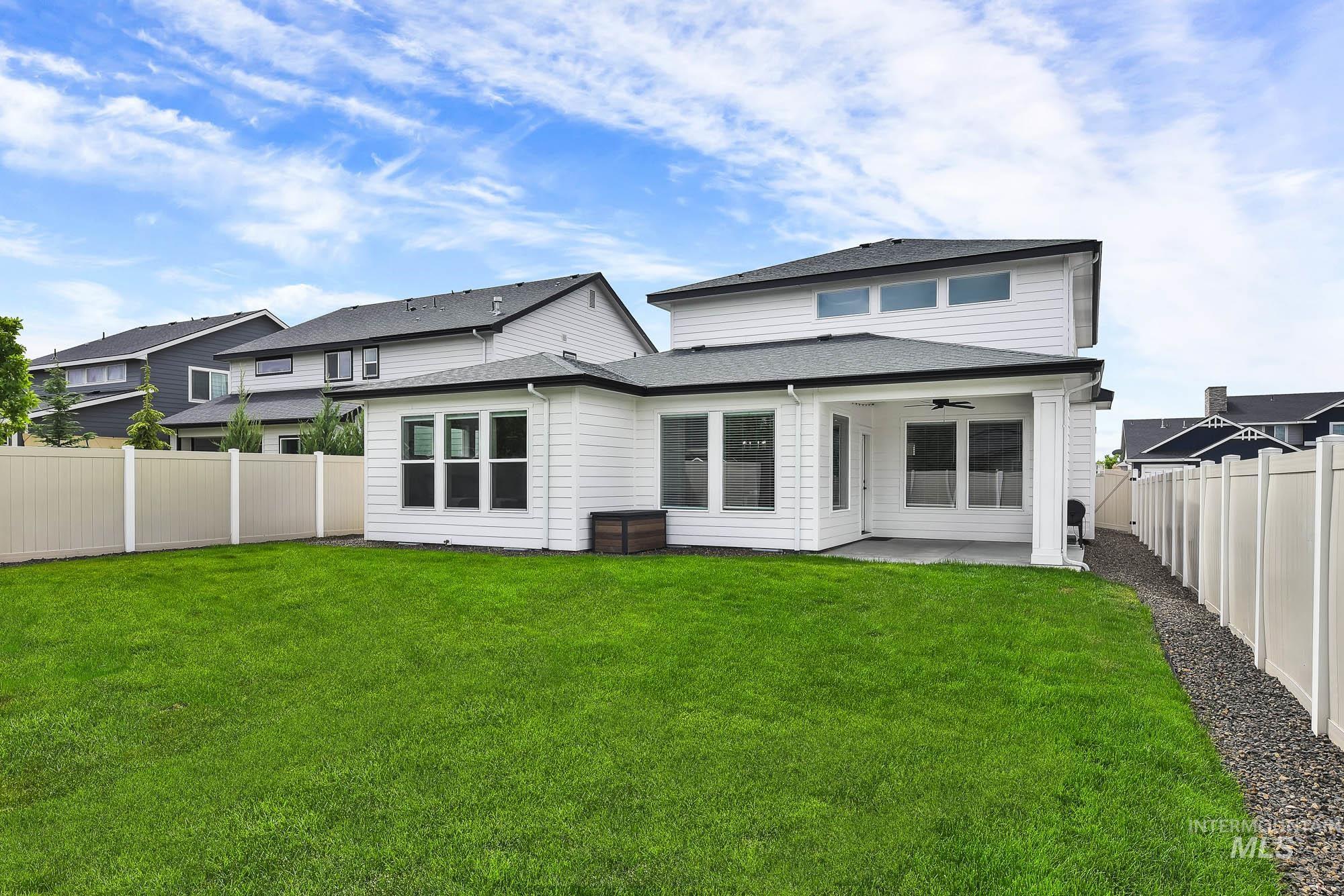 5676 E Zaffre Ridge St., Boise, Idaho 83716, 3 Bedrooms, 2.5 Bathrooms, Residential For Sale, Price $699,800, 98992389