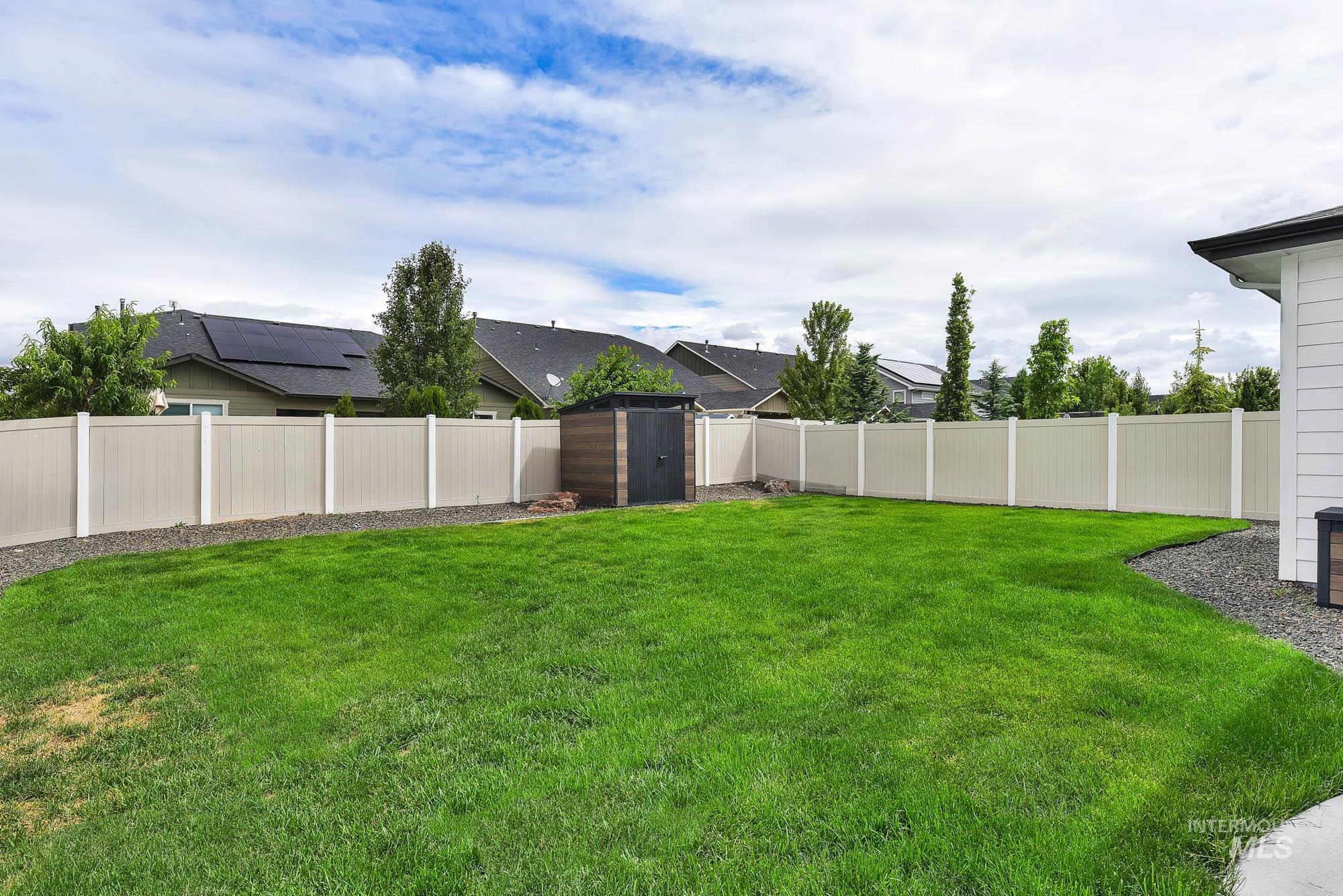 5676 E Zaffre Ridge St., Boise, Idaho 83716, 3 Bedrooms, 2.5 Bathrooms, Residential For Sale, Price $699,800, 98992389